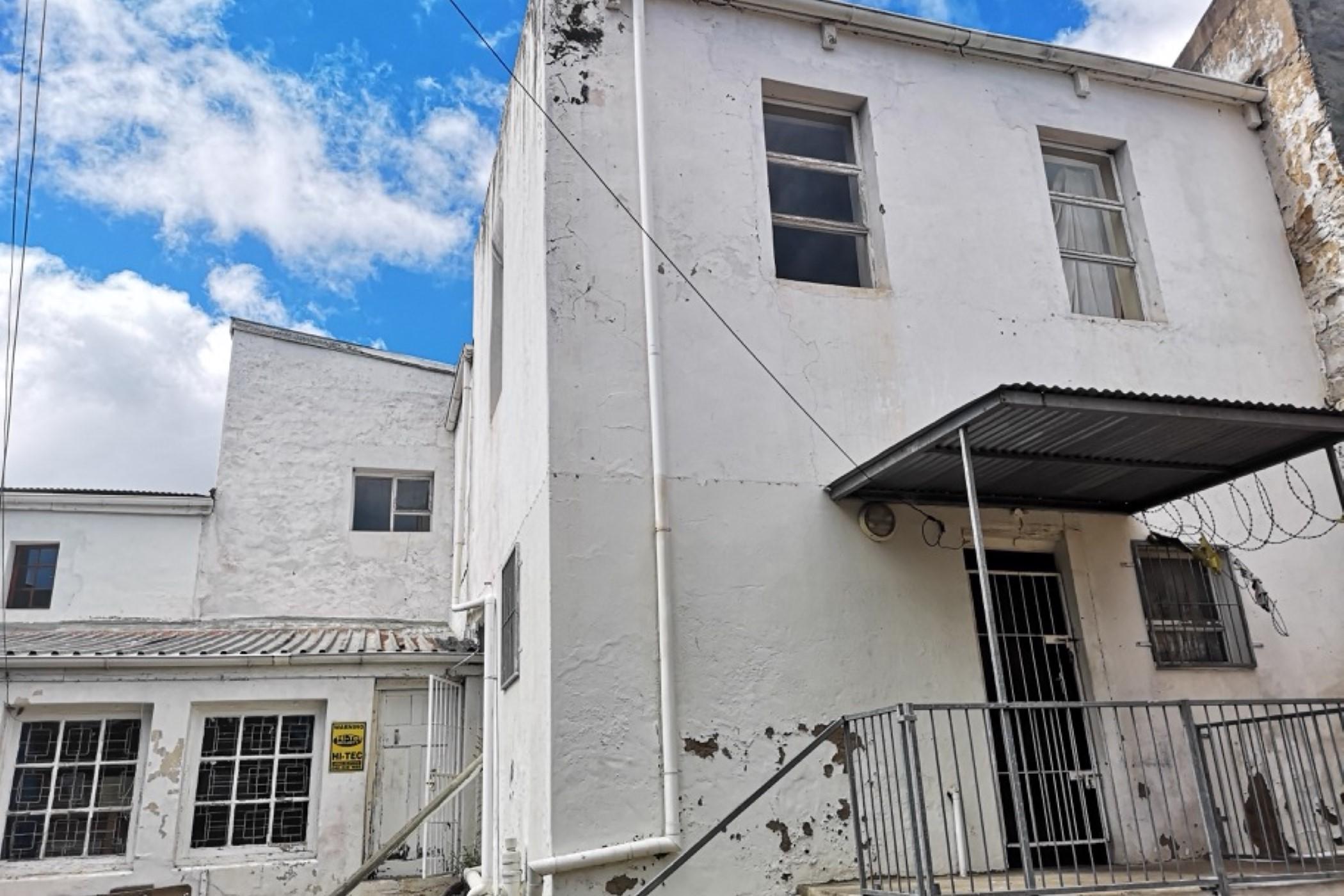 5 Bedroom Doublestorey House To Rent Grahamstown Central (Makhanda