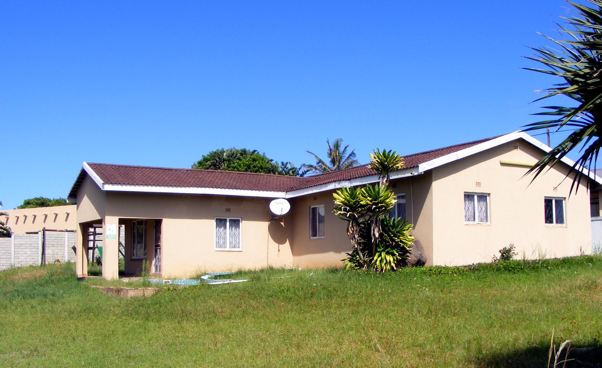 6 Bedroom House For Sale Port Edward 1PD1423838 Pam Golding