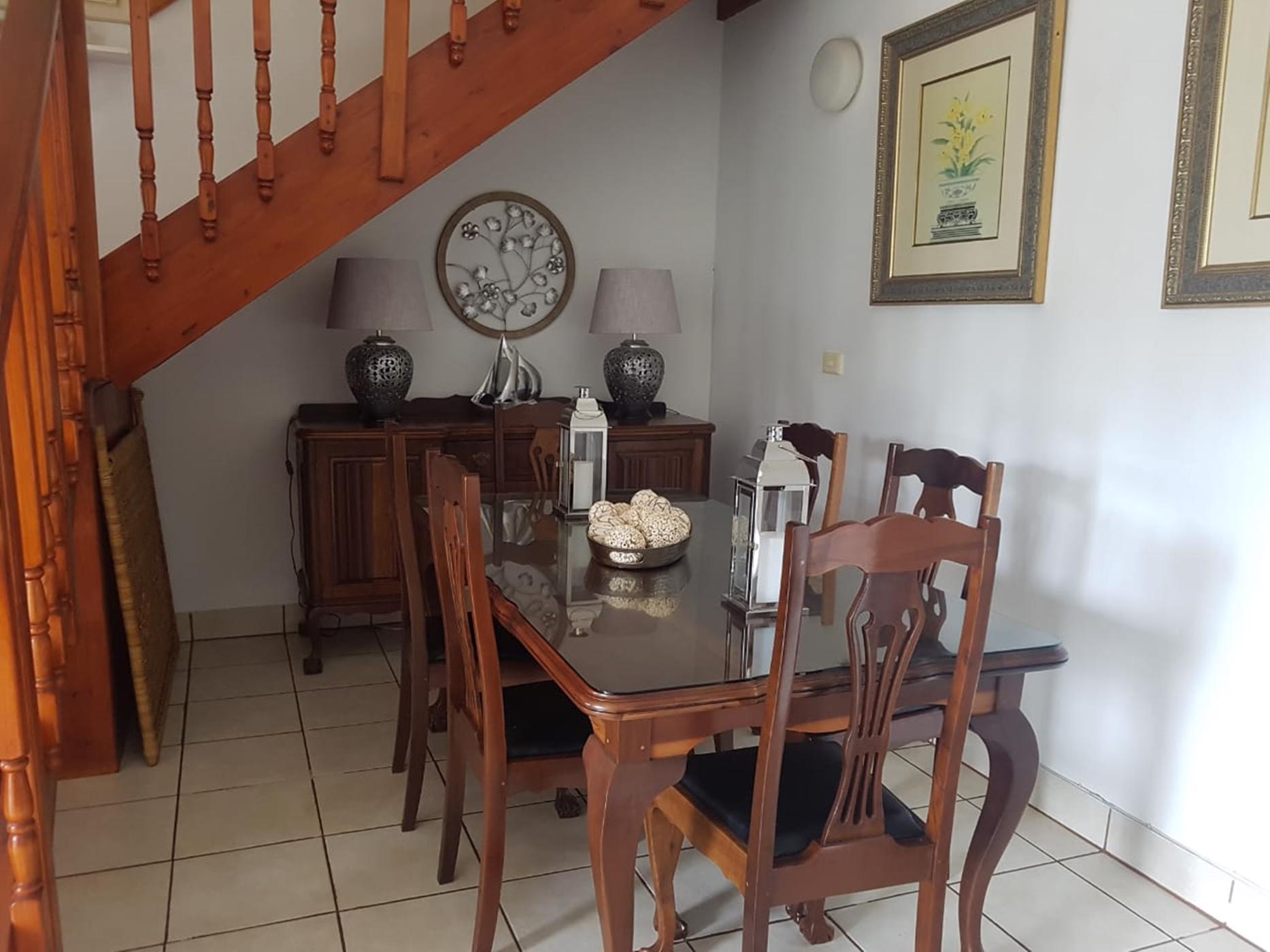 https://listing.pamgolding.co.za/images/properties/201903/1280801/H/1280801_H_20.jpg