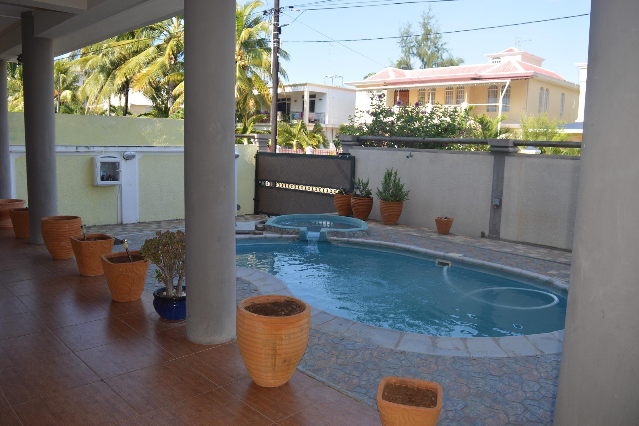 6 Bedroom House For Sale Flic en Flac (Mauritius) MUR1430707 Pam