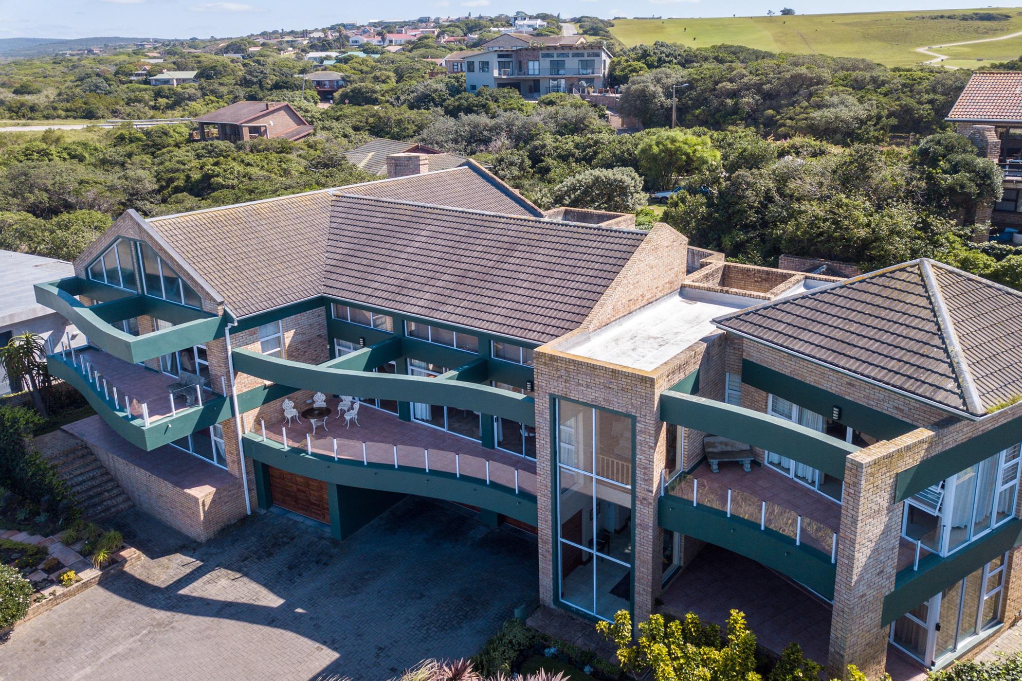 5 Bedroom House For Sale West Beach (Port Alfred) 1PF1431106 Pam Golding Properties 5 Bedroom House For Sale West Beach (Port Alfred) 1PF1431106 Pam Golding Properties