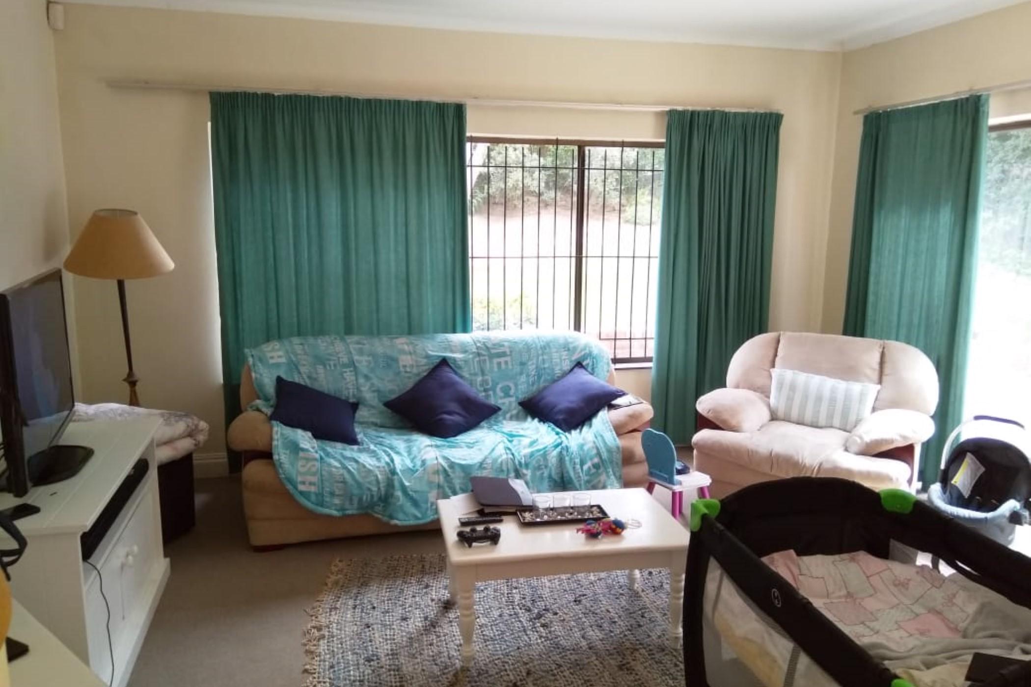 3 bedroom house to rent in Hill Sixty