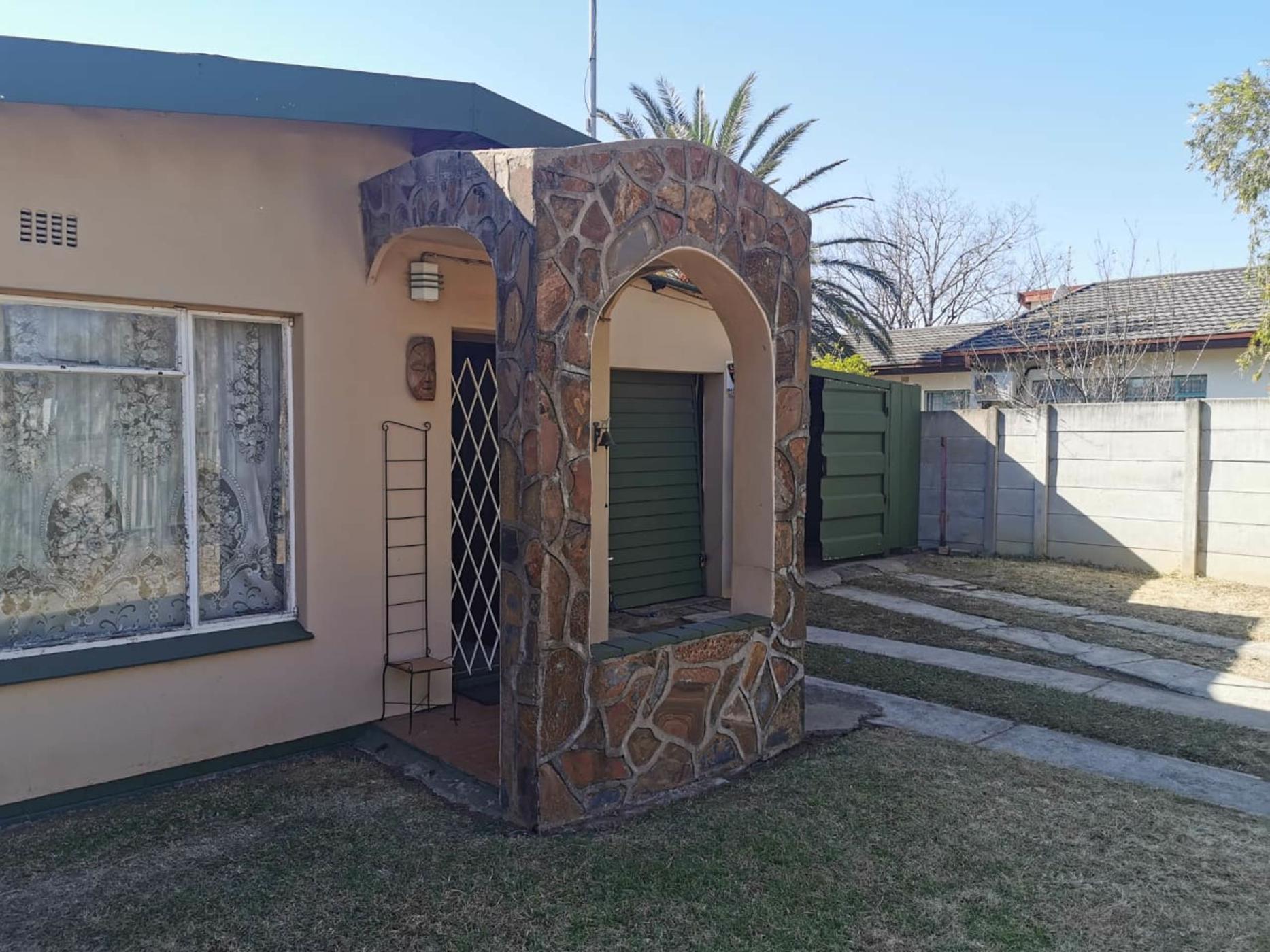 3 Bedroom House For Sale Arbor Park (Newcastle) 1NW1559442 Pam