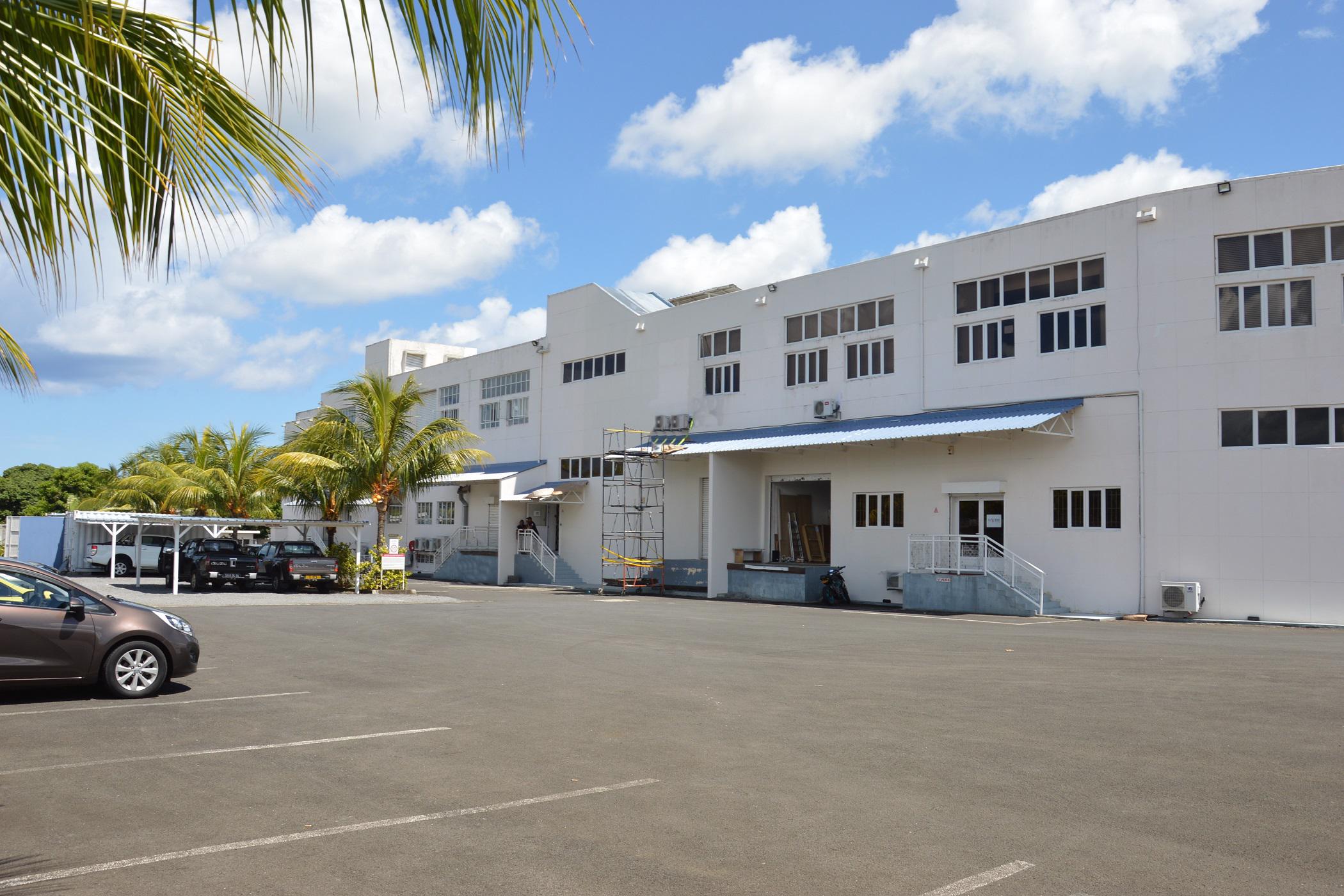 620 m&sup2; commercial office to rent in Pamplemousses (Mauritius)