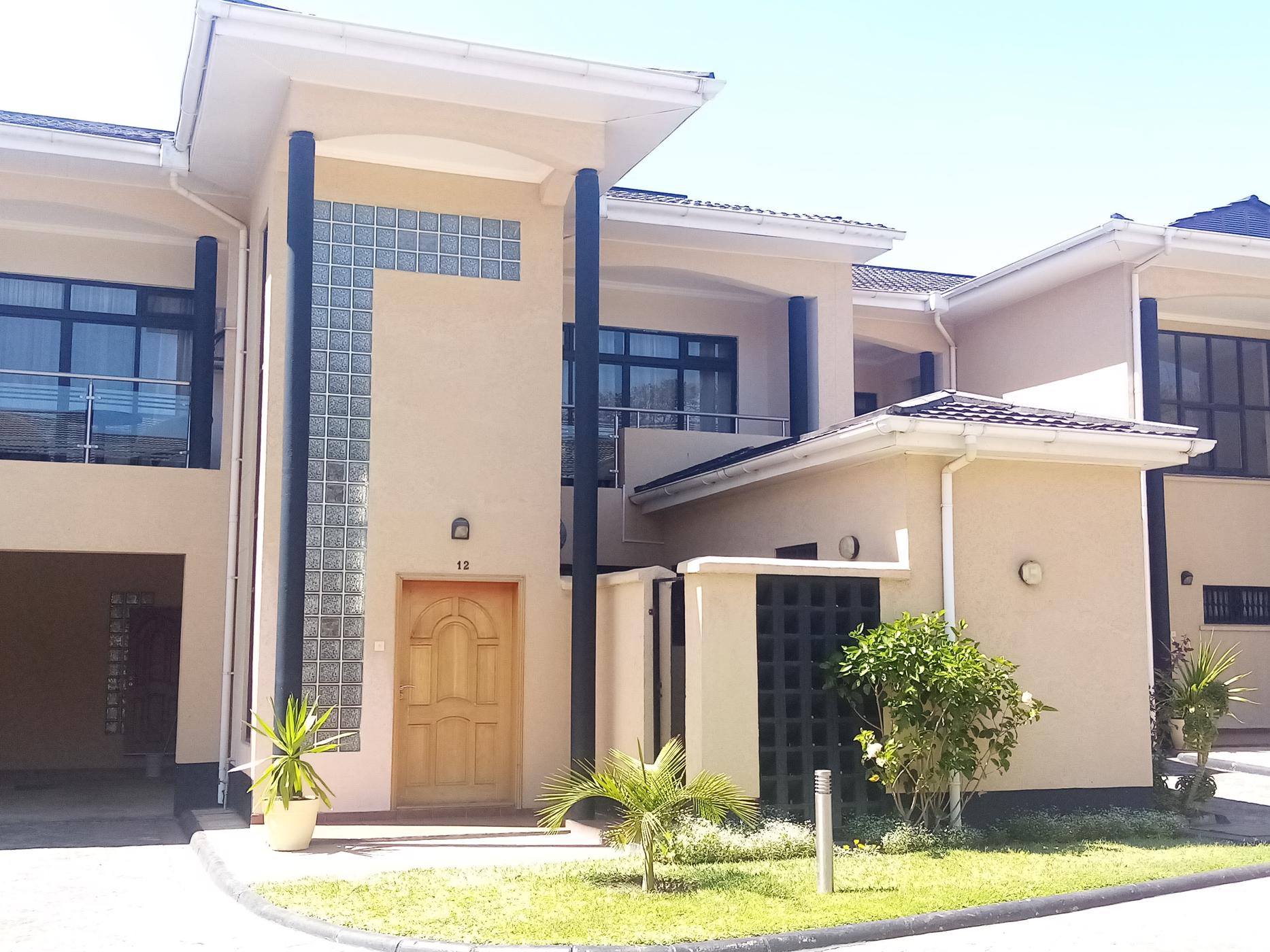 3 bedroom double-storey apartment to rent in Prospect Hill (Zambia)
