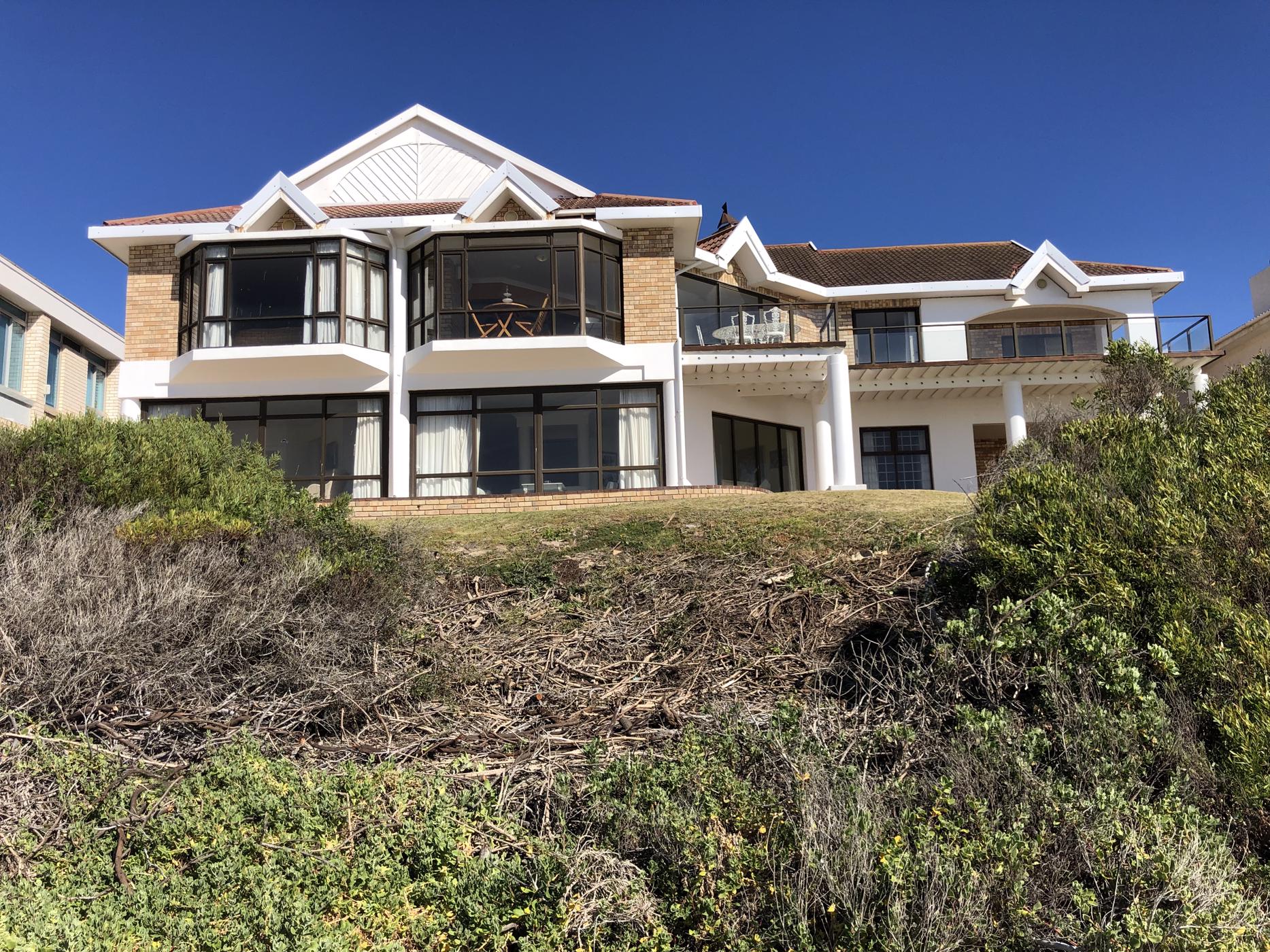 5 Bedroom House For Sale Wave Crest 1JF1454654 Pam Golding Properties