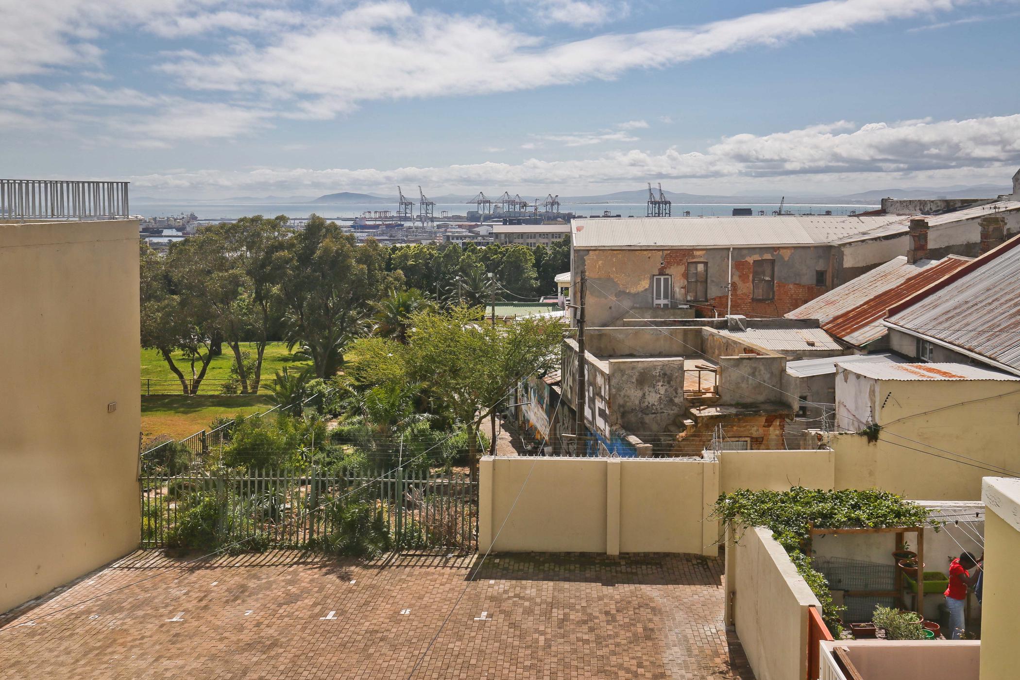 2 Bedroom House For Sale Walmer Estate (Cape Town) KW1455985 Pam