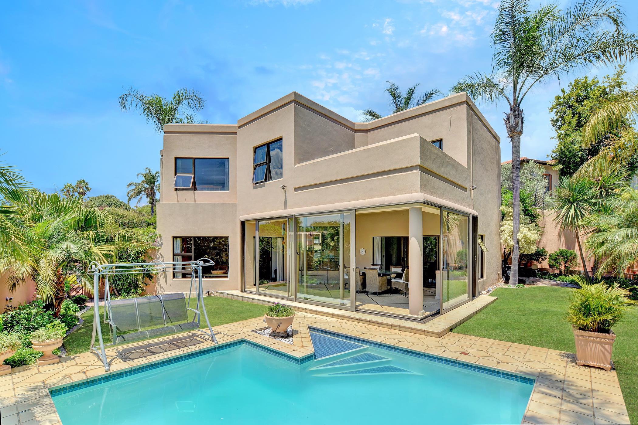 3 Bedroom Cluster House For Sale River Club (Sandton) HP1456792