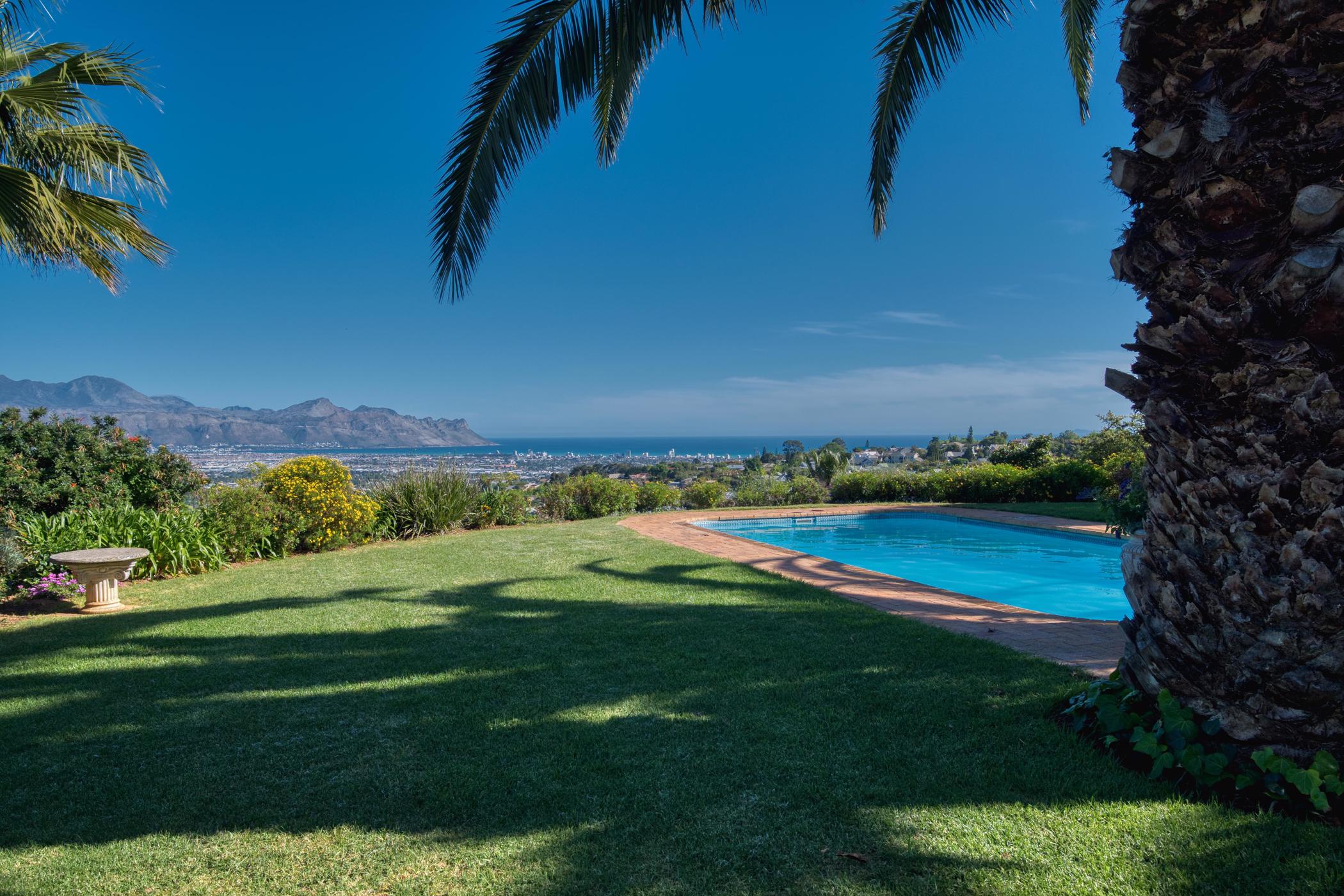 2 Bedroom House For Sale Spanish Farm SW1459086 Pam Golding