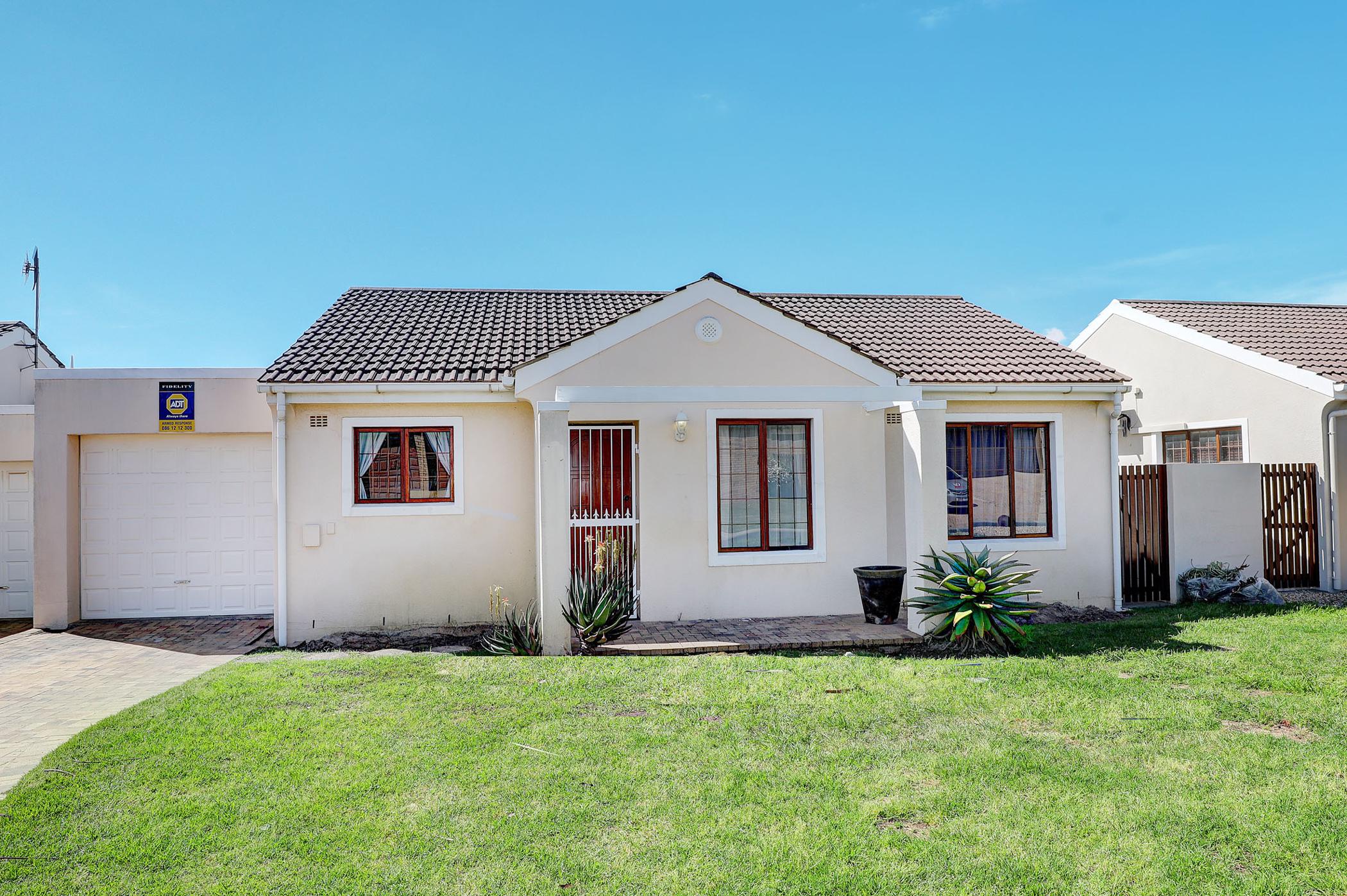 Uitzicht (Durbanville) 2 Bedroom Houses To Rent Long Term Pam Golding