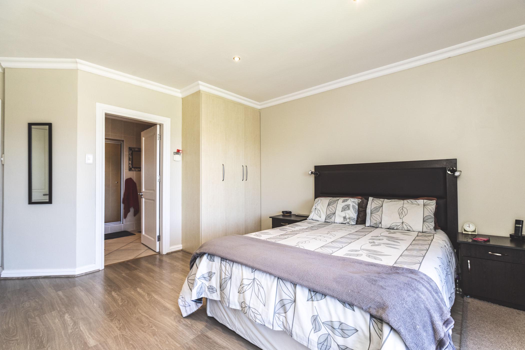 3 Bedroom Townhouse For Sale Beacon Bay 1ET1460917 Pam Golding Properties