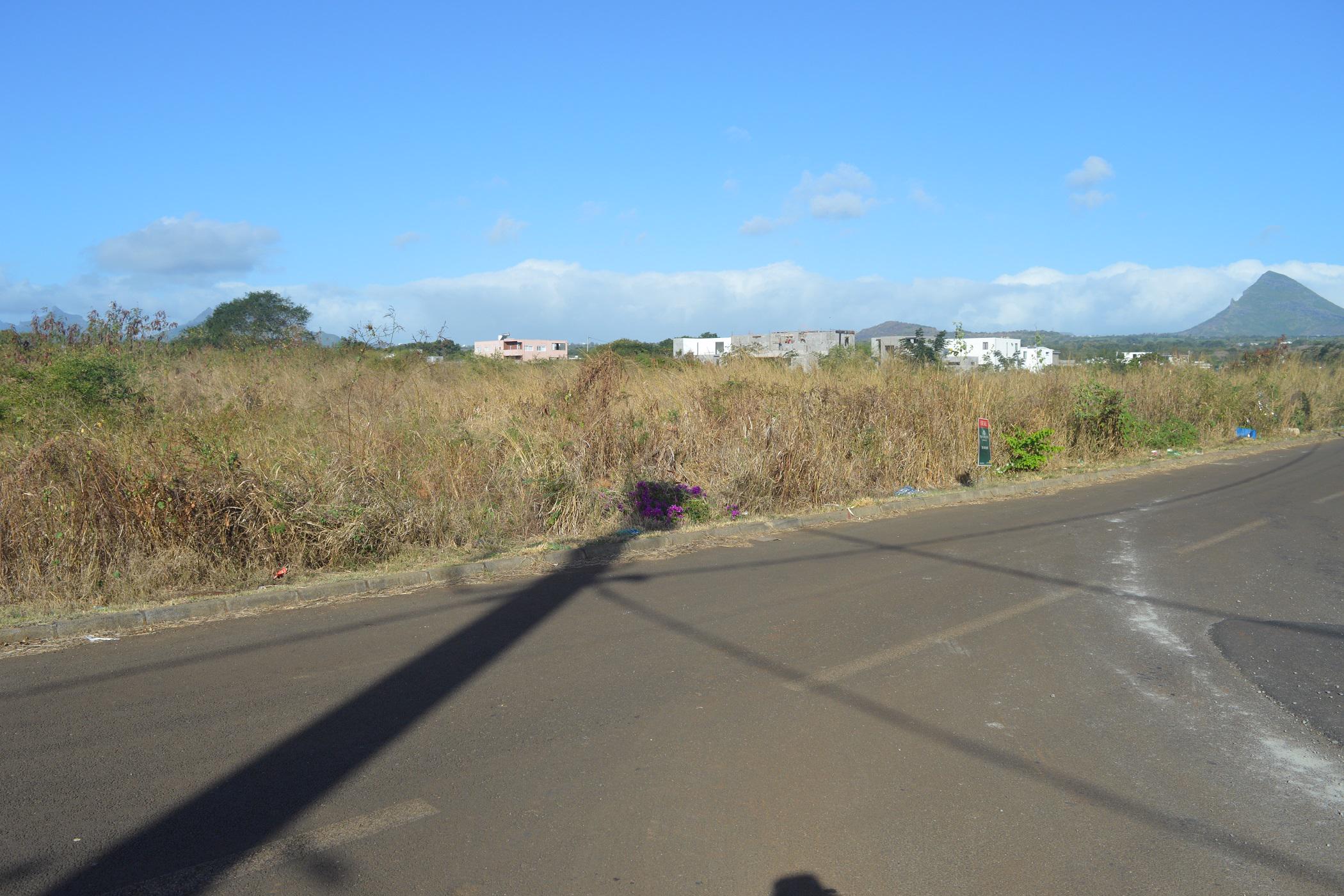 1683 m2 Vacant Land For Sale Albion (Mauritius) MUR1461379 Pam