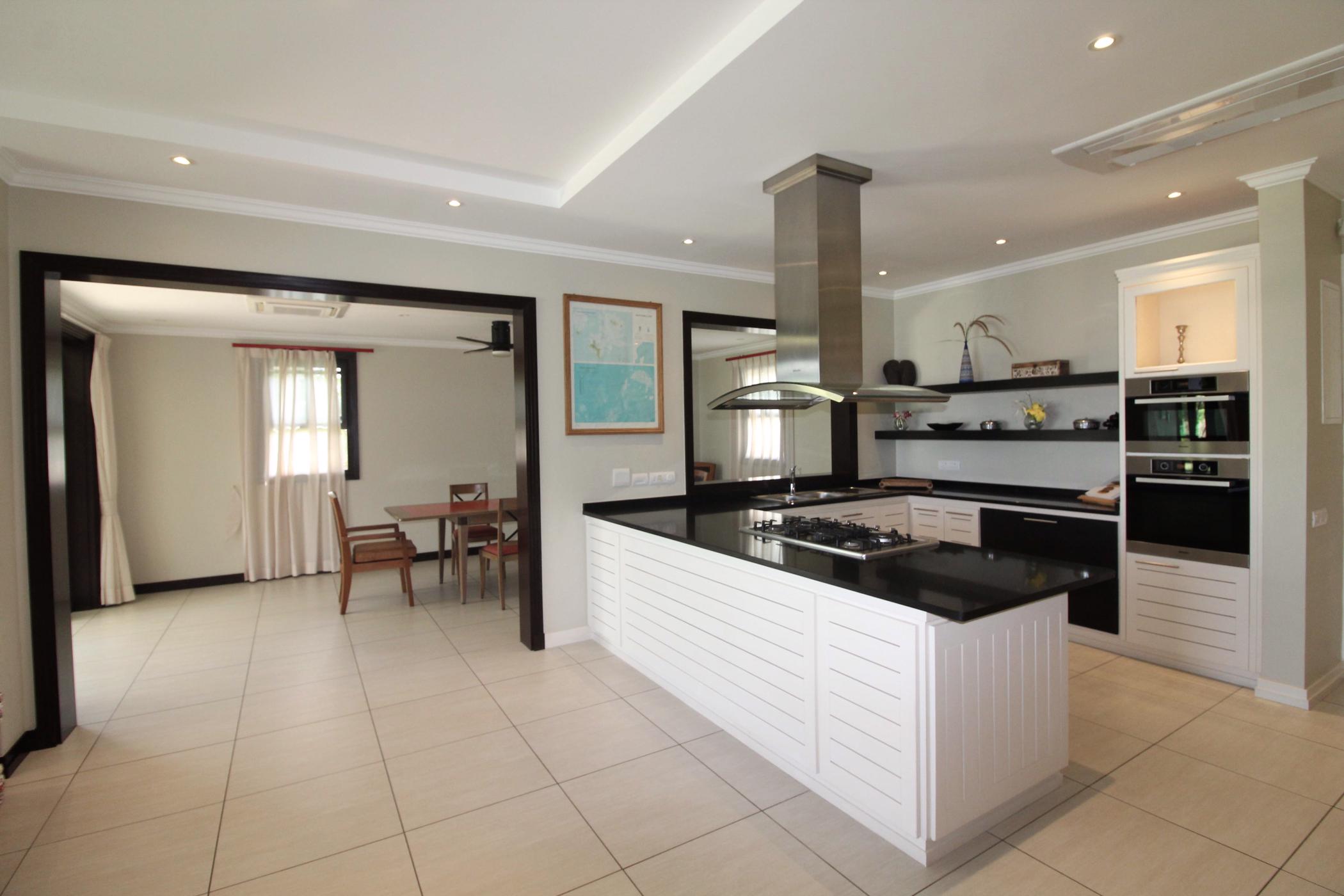 4 Bedroom Townhouse For Sale Eden Island (Seychelles) SR1462086