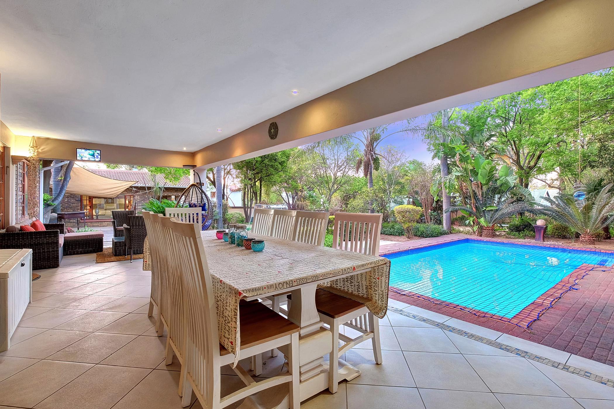 4 Bedroom House For Sale River Club (Sandton) HP1458884 Pam