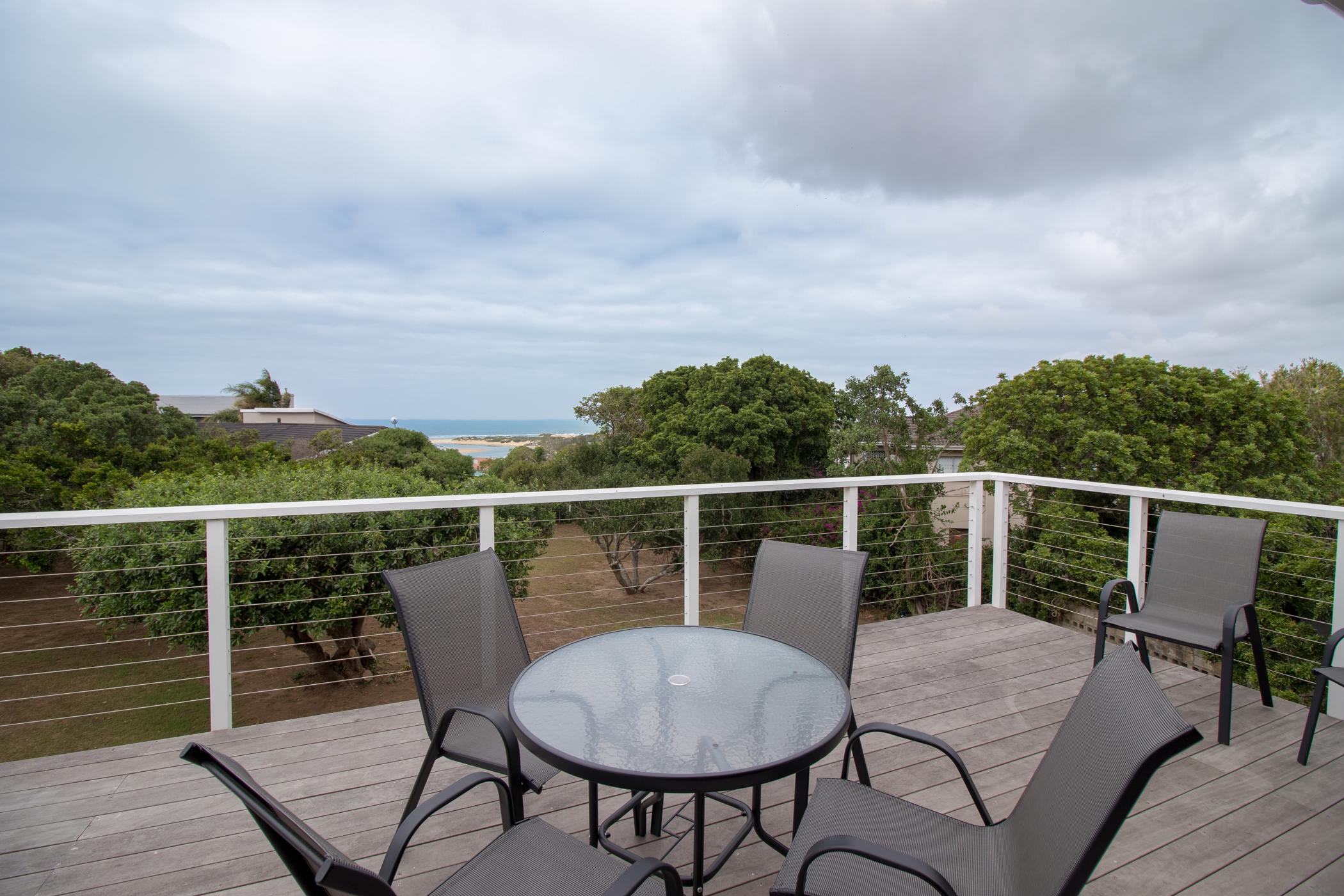 4 Bedroom Doublestorey House To Rent Kenton on Sea 1KO1651515