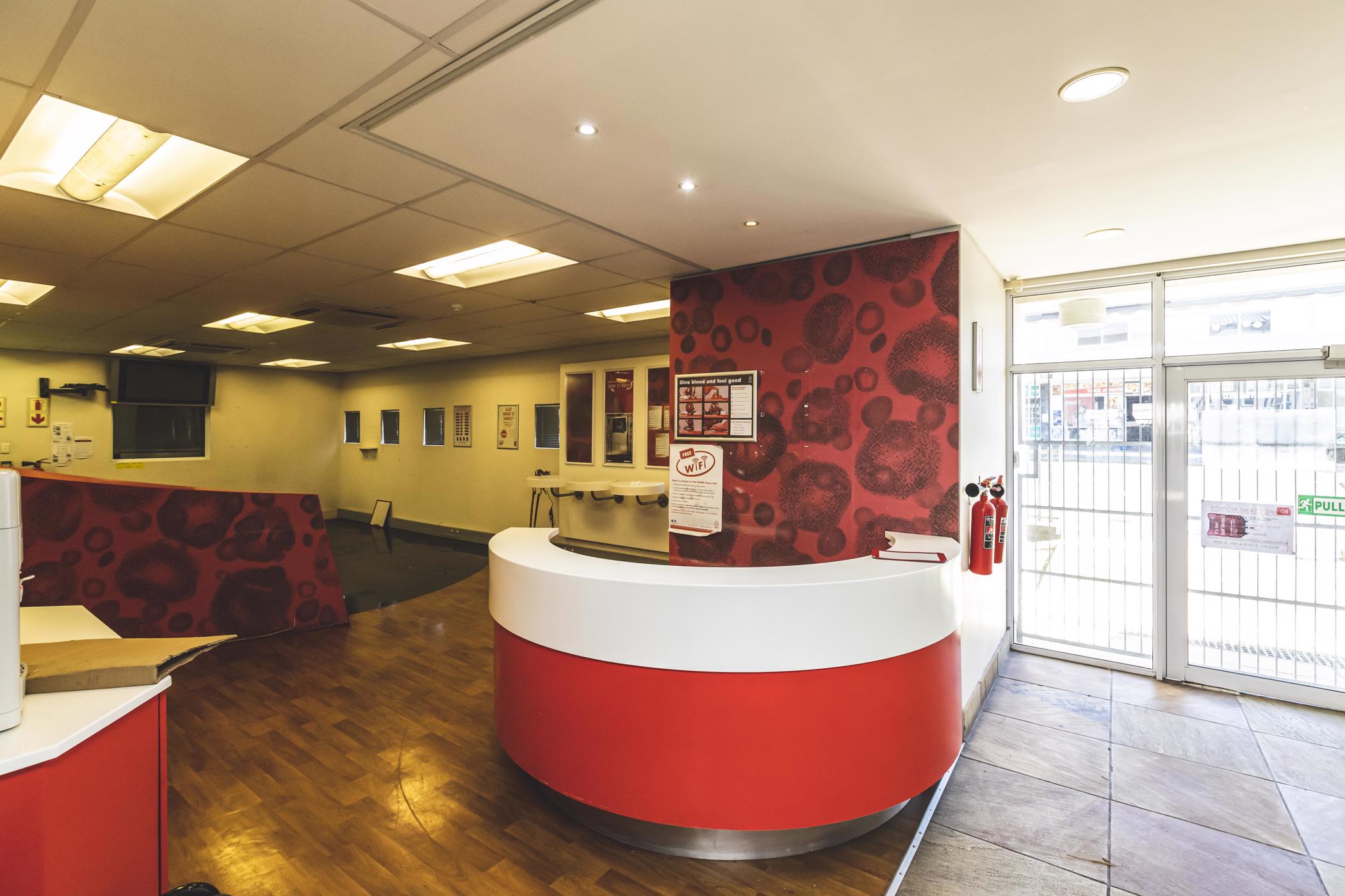 1222 m2 Commercial Office For Sale Berea (East London) 1ET1465197