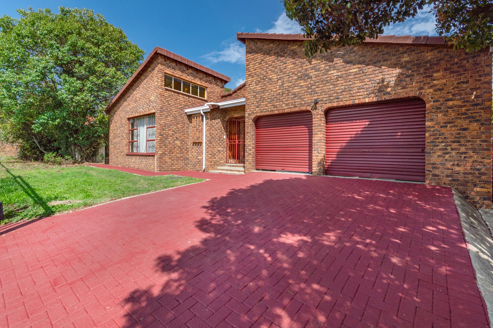 5 Bedroom House For Sale Norkem Park 1KQ1465119 Pam Golding