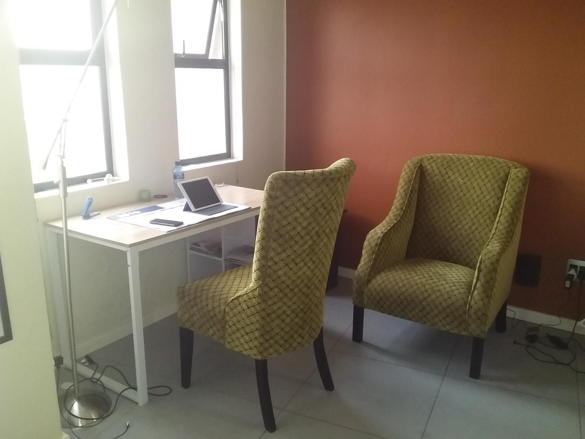 Bachelor Apartment For Sale Hatfield PT1463825 Pam Golding Properties