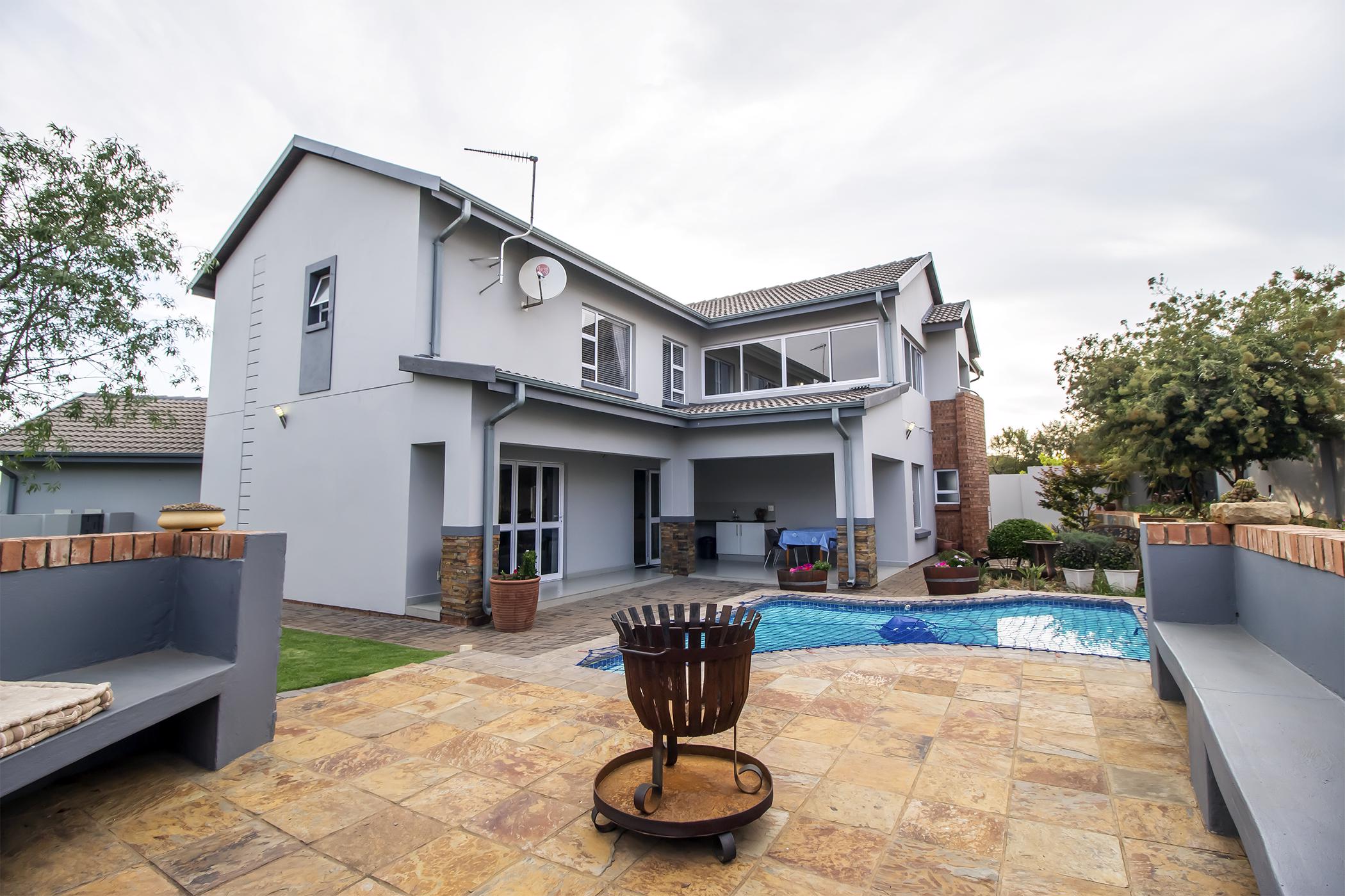 4 Bedroom House For Sale Midstream Estate CN1464529 Pam Golding