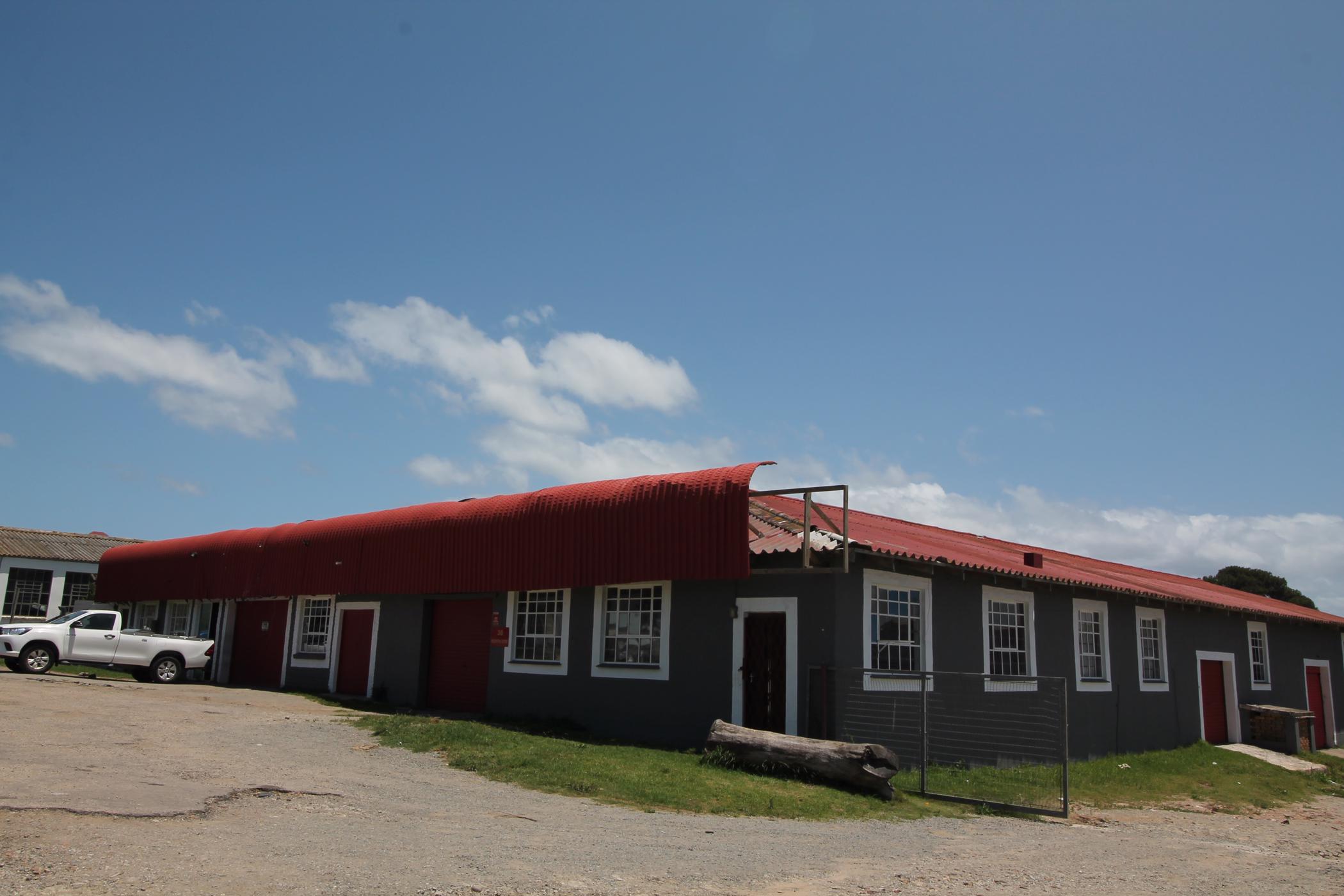 1200 m&sup2; commercial industrial property for sale in East Bank