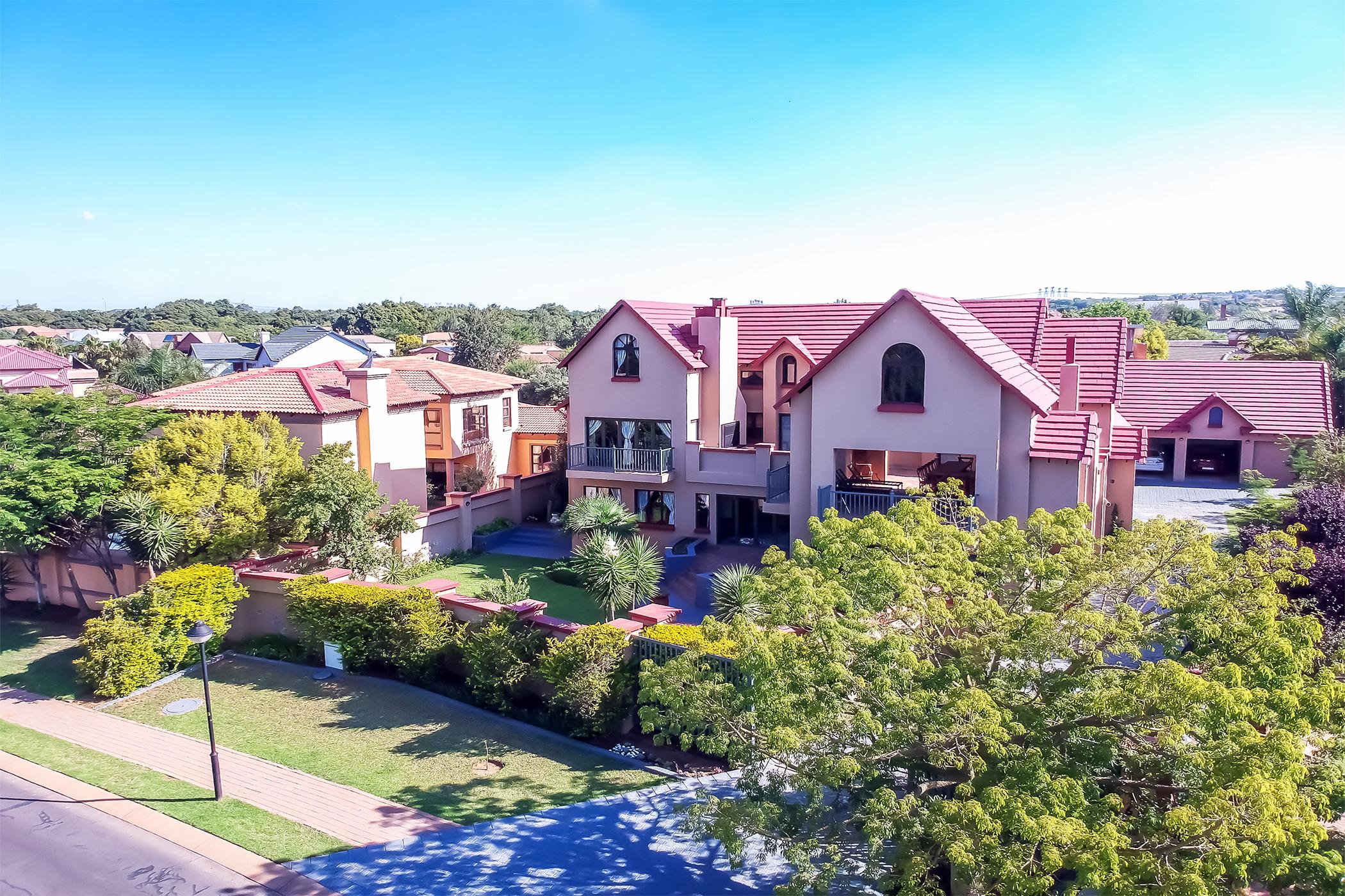 7 Bedroom House For Sale Midstream Estate CN1468866 Pam Golding