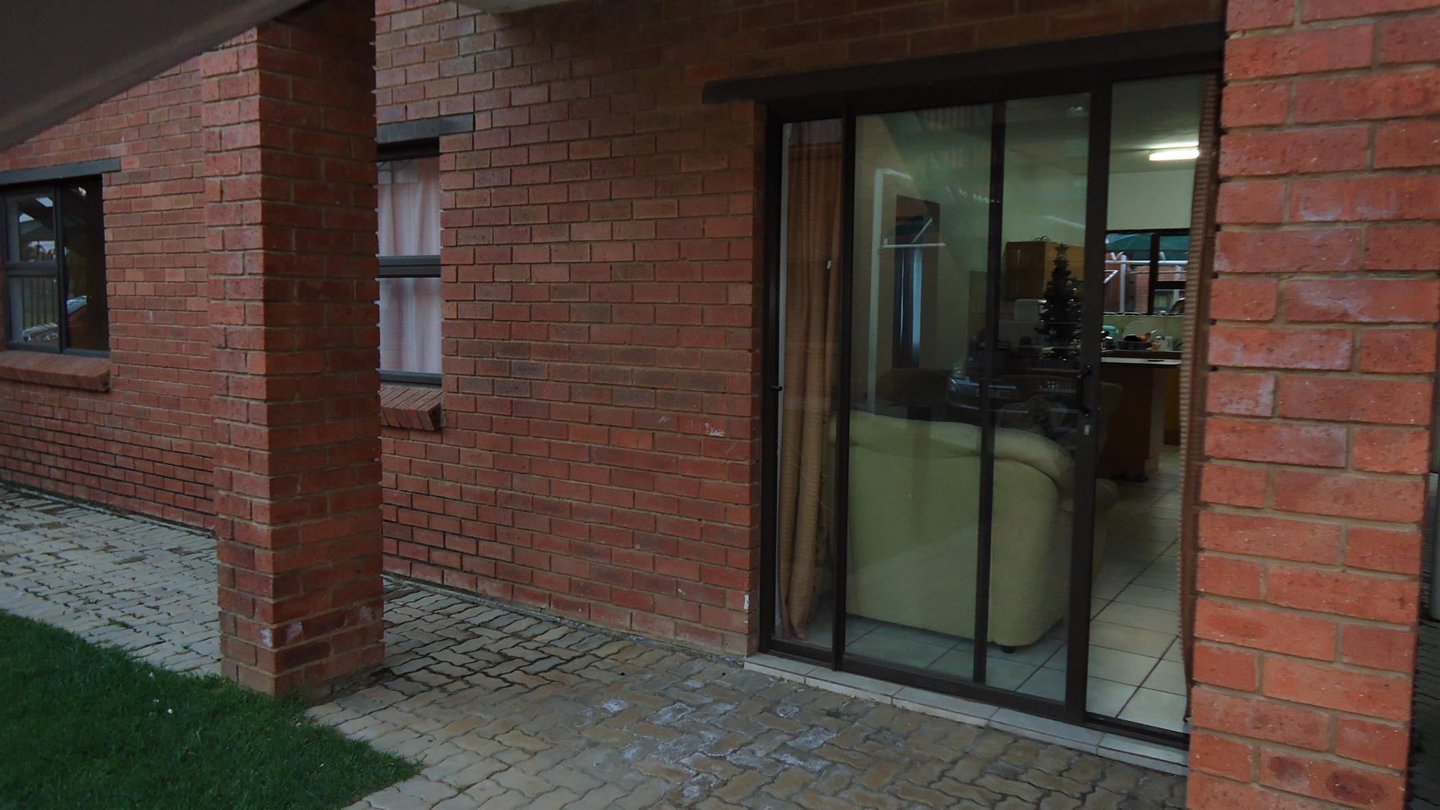 2 Bedroom Apartment For Sale Anzac 1BJ1610398 Pam Golding Properties