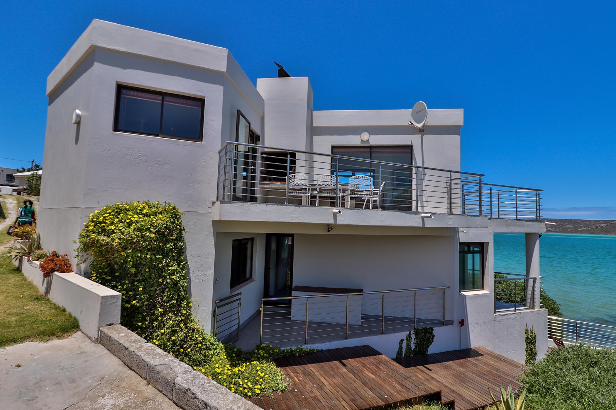 7 Bedroom House For Sale Middedorp (Langebaan) LA424829 Pam