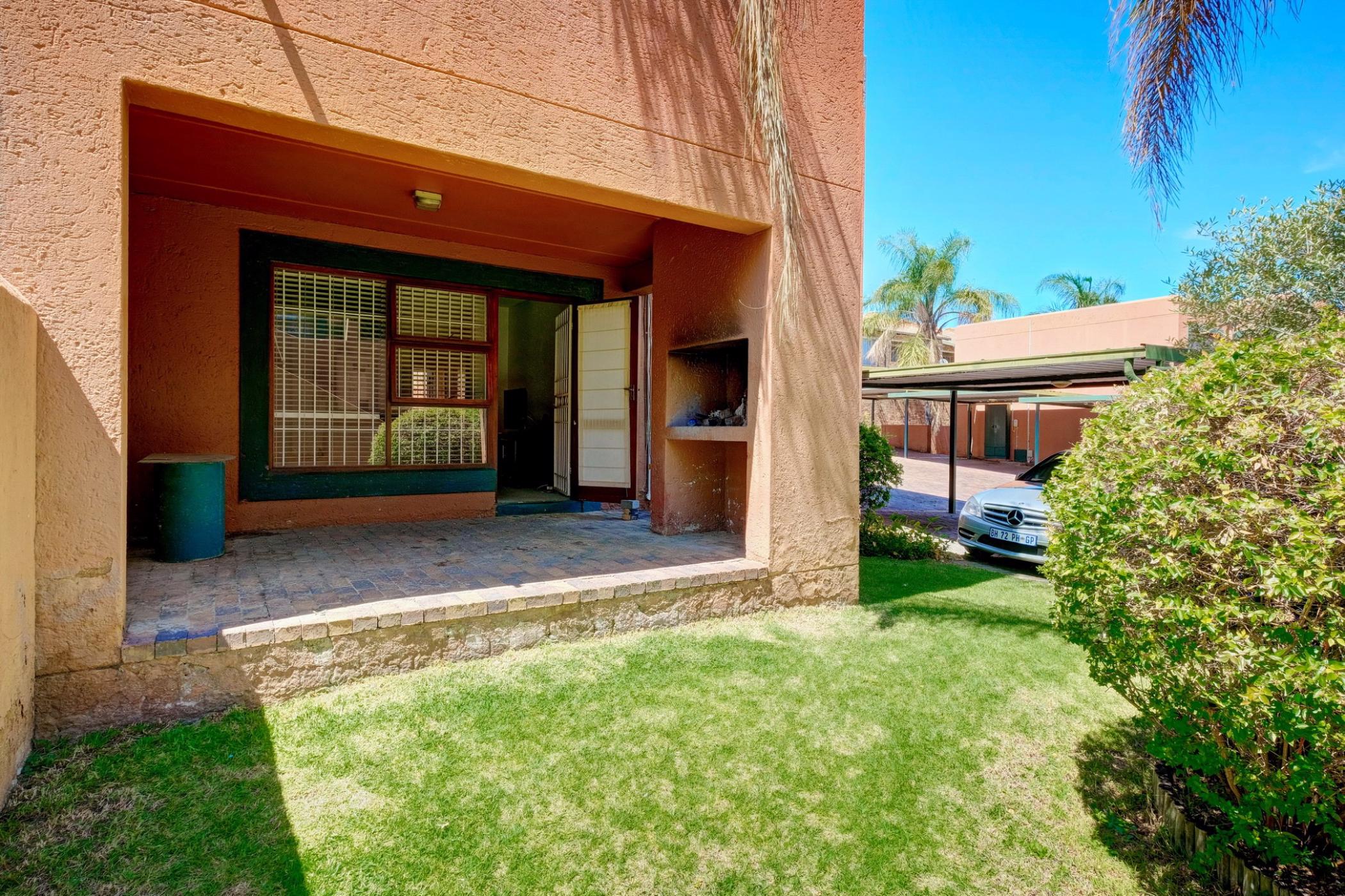 1 Bedroom Apartment For Sale Ferndale (Randburg) 1RG1466906 Pam