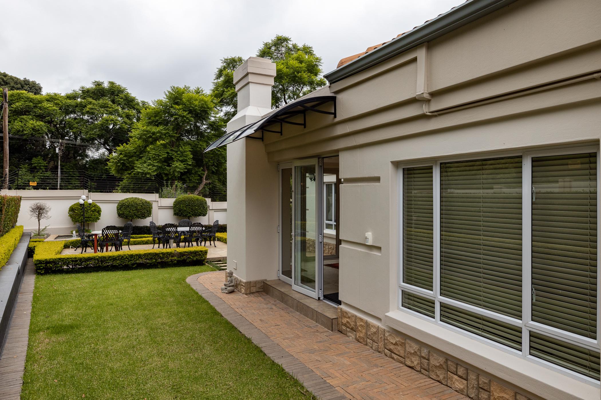 3 Bedroom House For Sale Waterkloof Ridge PT1564163 Pam Golding