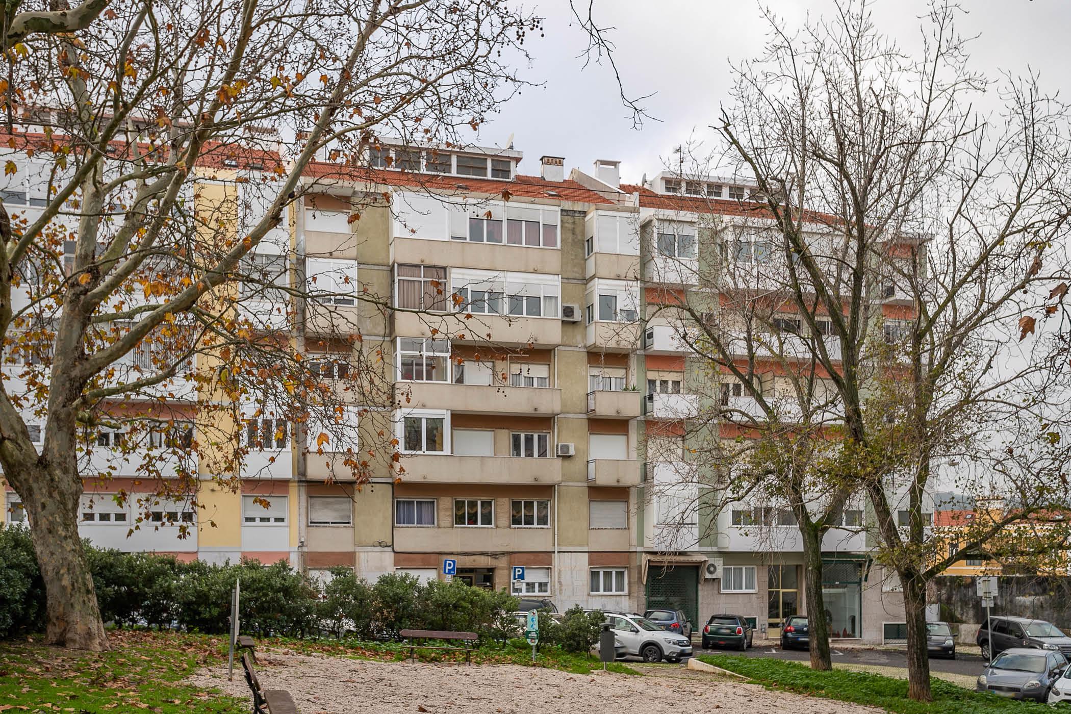 3 Bedroom Apartment For Sale Lisbon (Portugal) WFI1470392 Pam