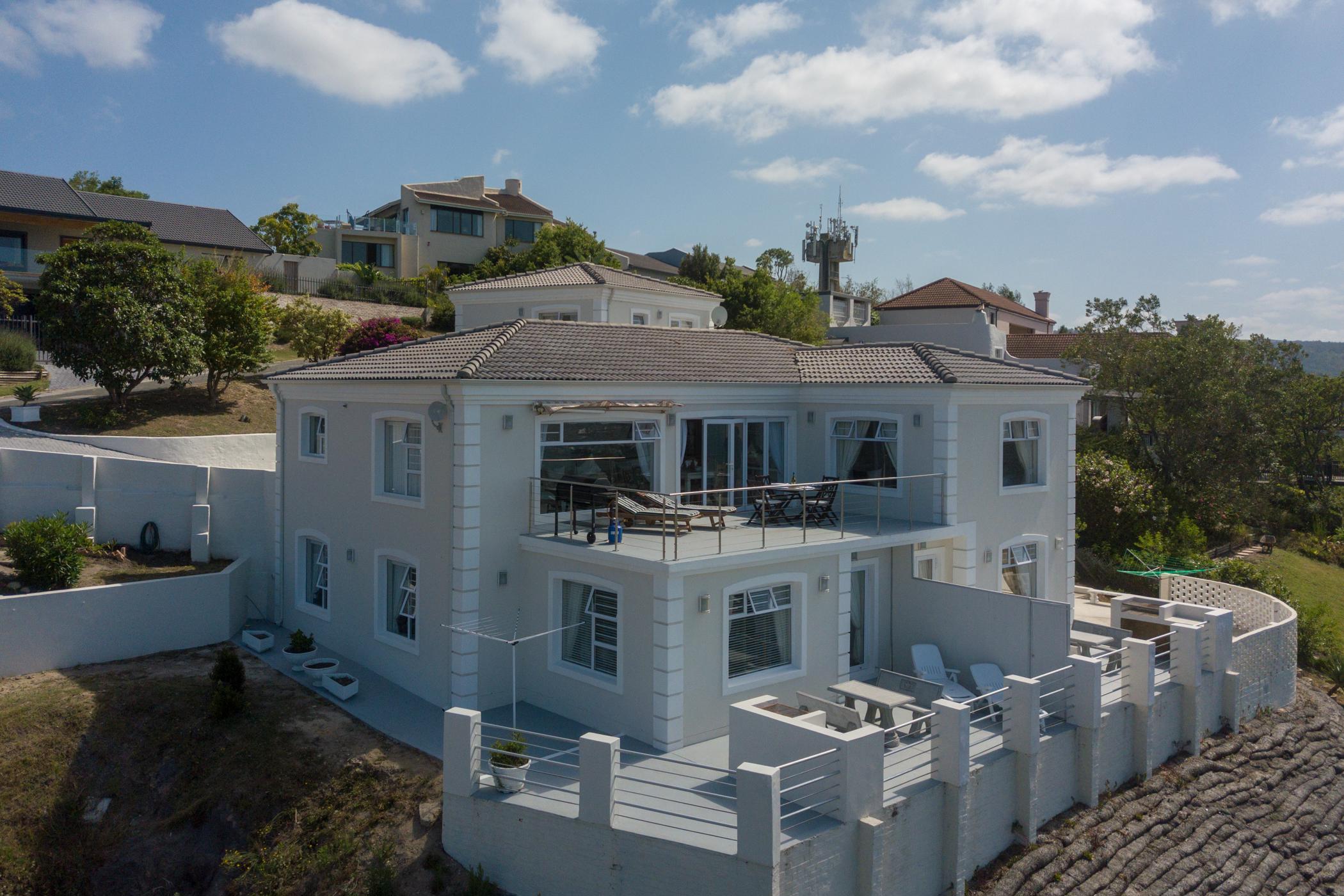 7 Bedroom House For Sale Heuwelkruin (Knysna) 1KG1471696 Pam