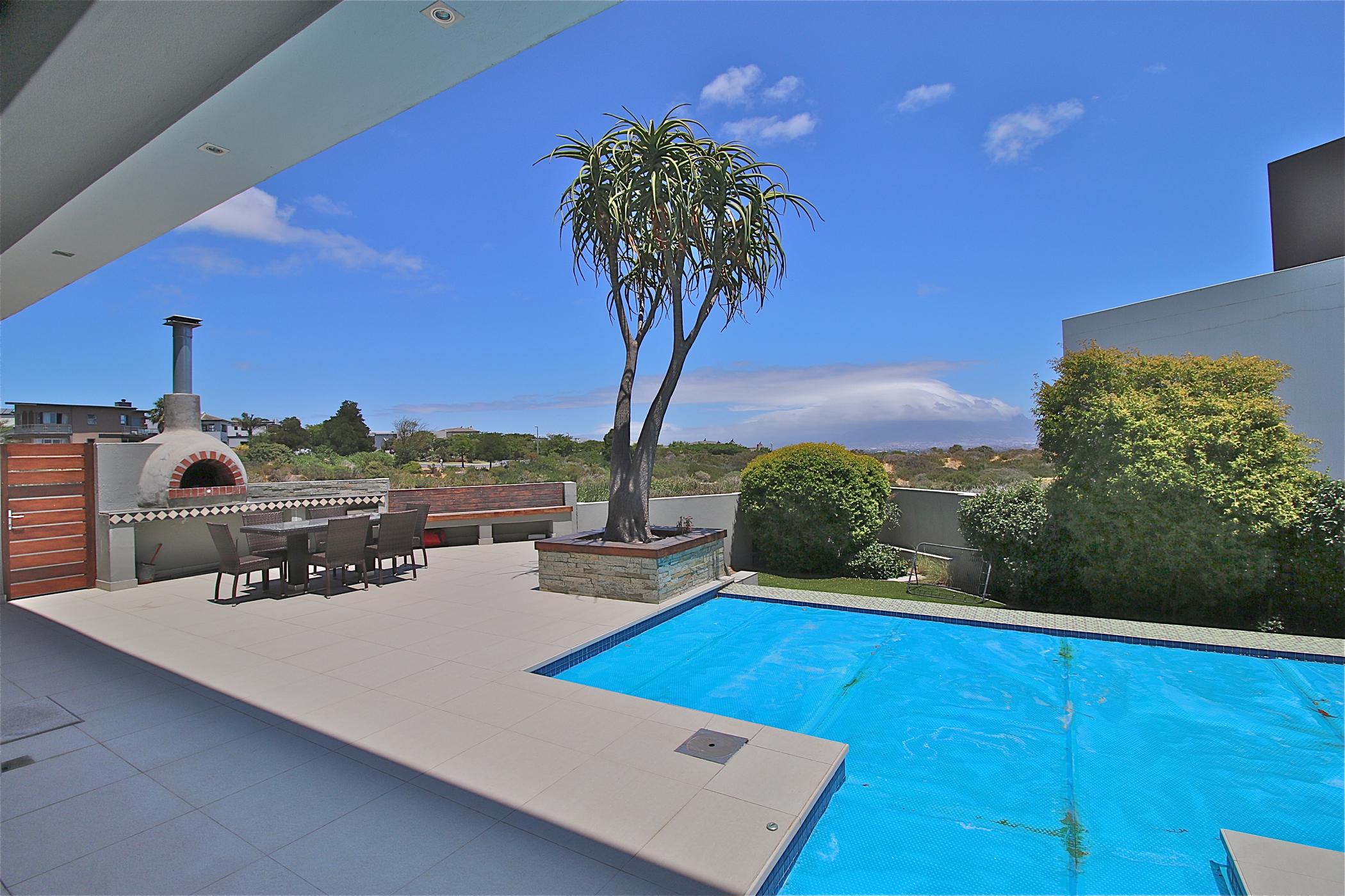 5 Bedroom House For Sale Estate 1PLA1629041 Pam Golding Properties