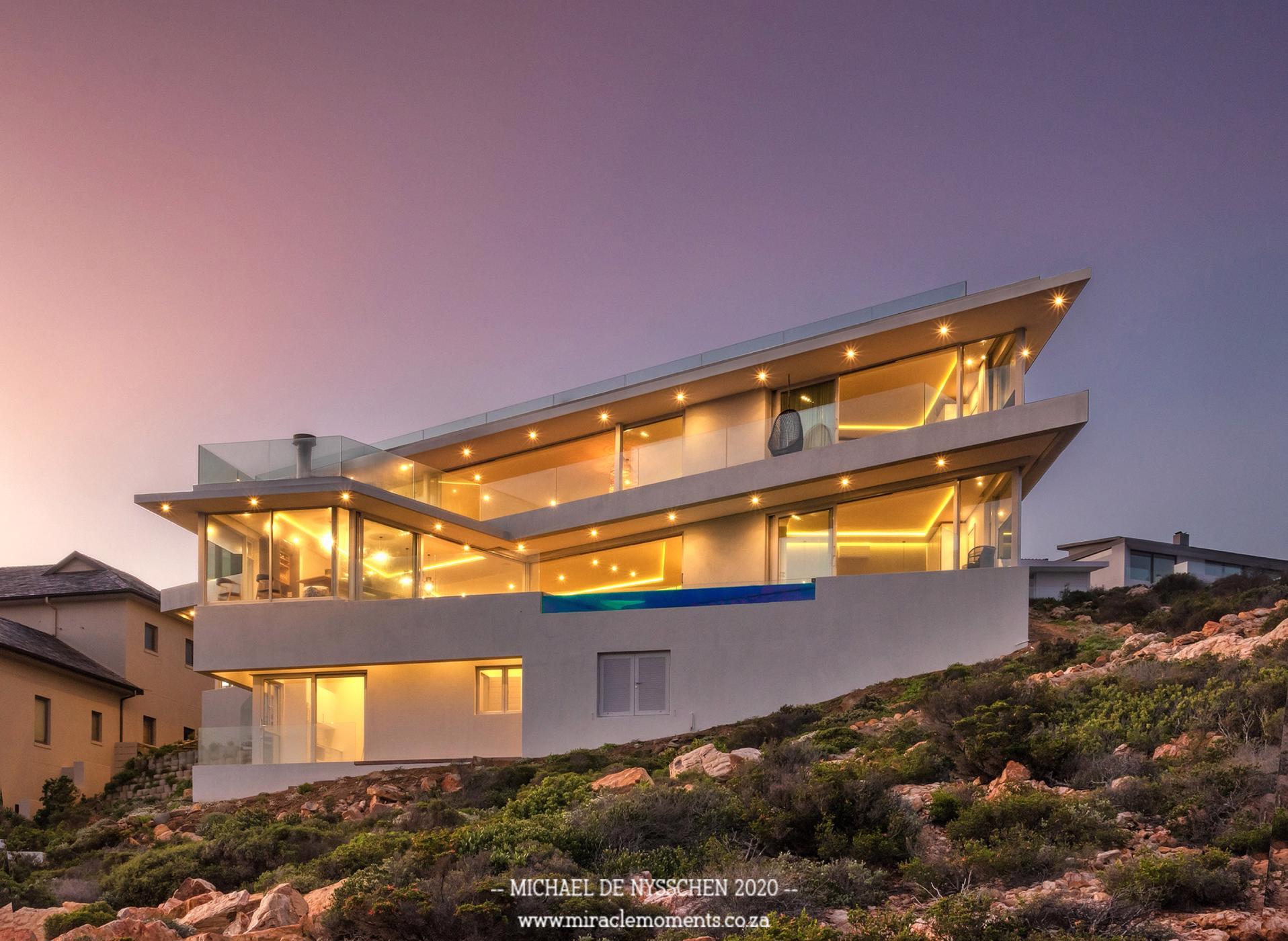 5 Bedroom House For Sale Pinnacle Point Golf Estate 1MB1470260 Pam Golding Properties