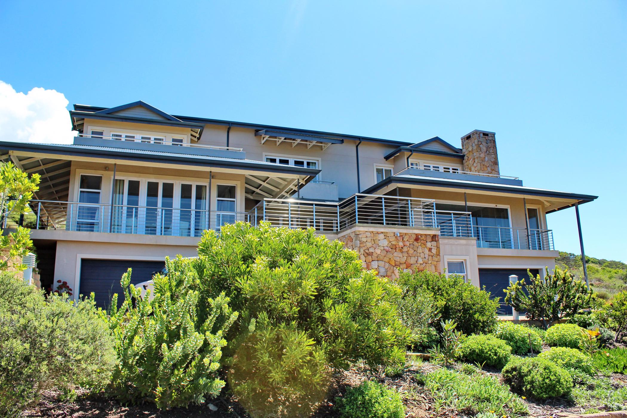 4 Bedroom House For Sale Pinnacle Point Golf Estate 1MB1481640