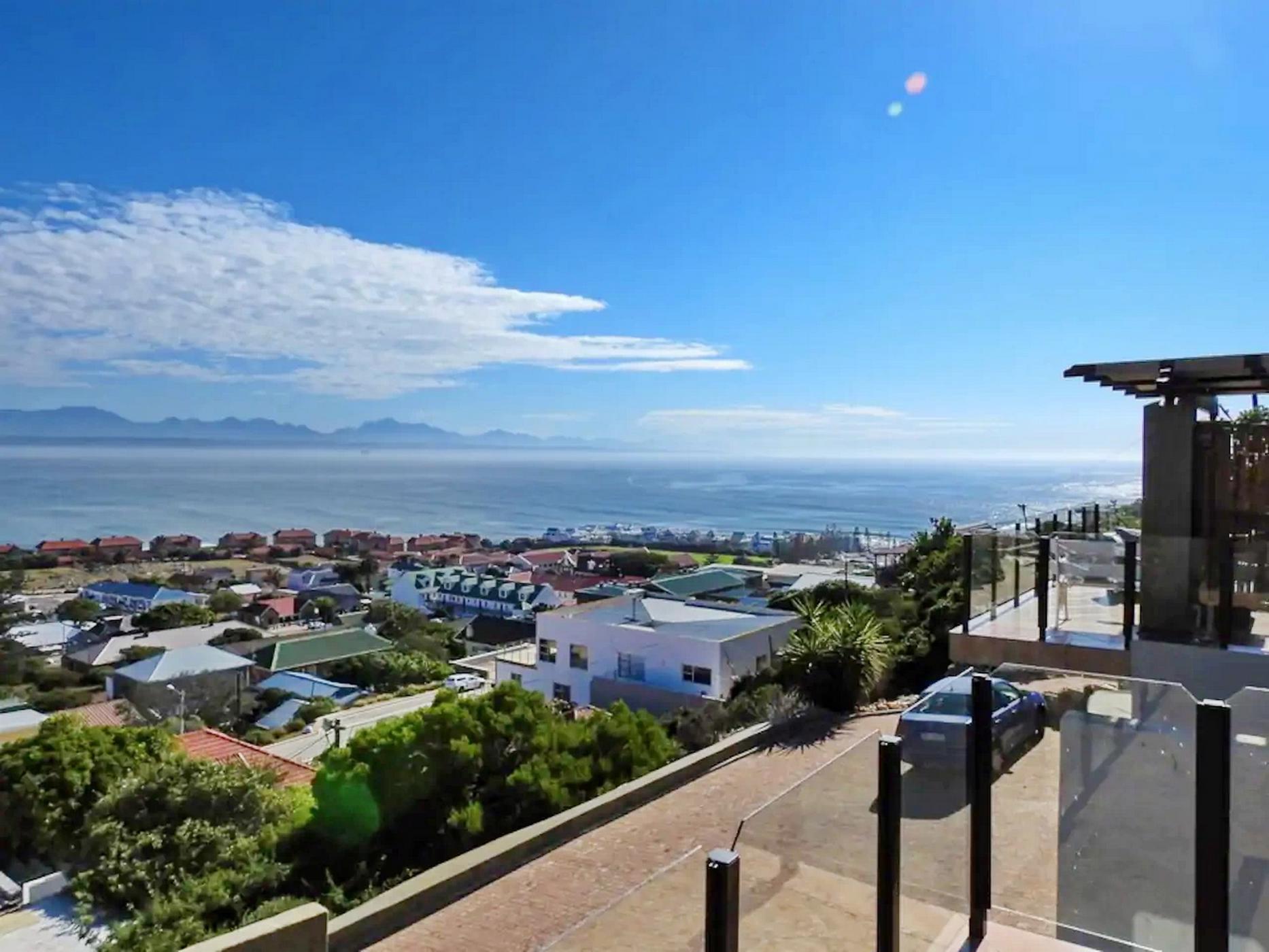 3 Bedroom House To Rent | Mossel Bay Central | 1MB1477117 | Pam Golding ...