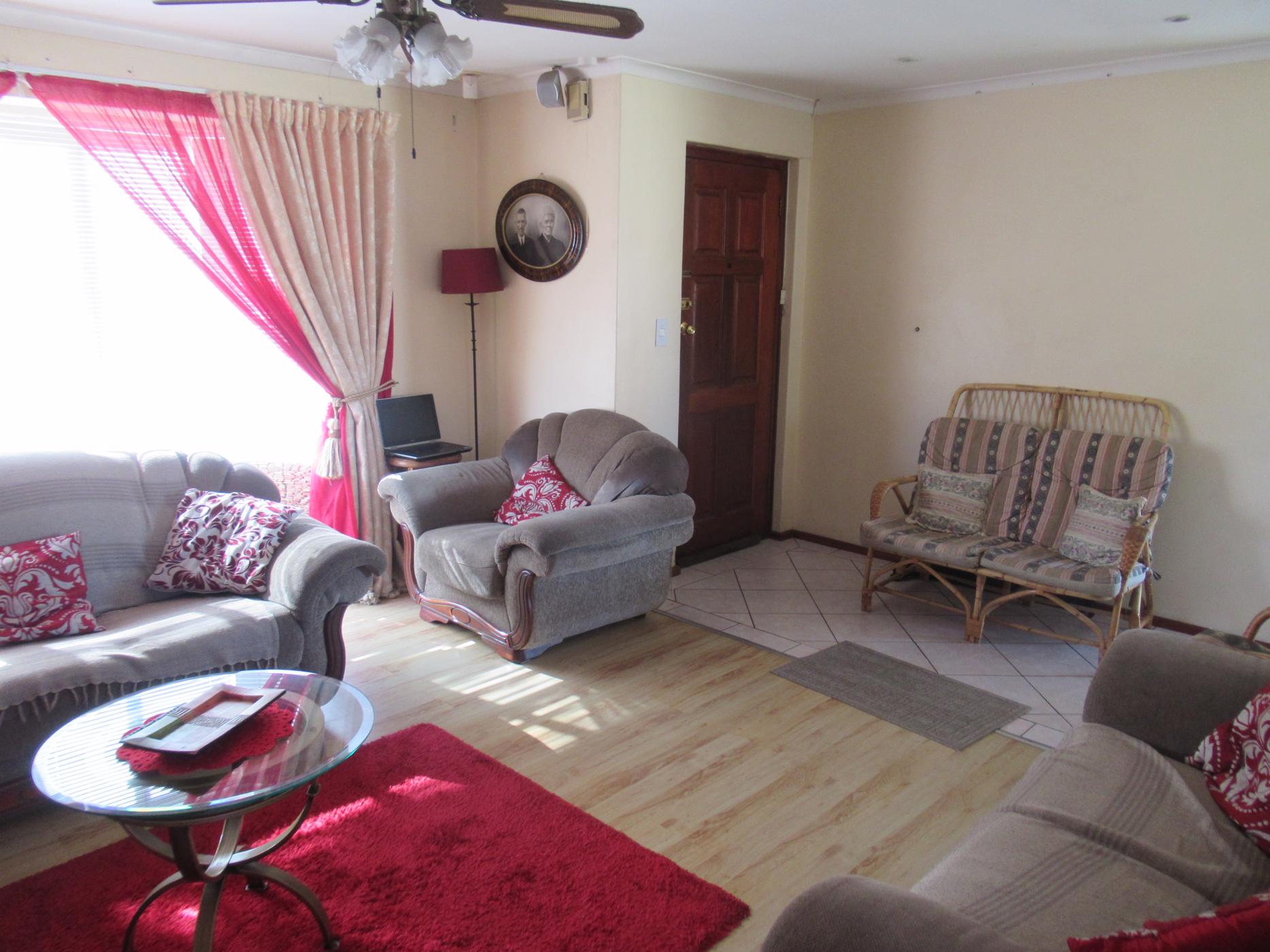 House For Sale Tuscany Glen (Eersterivier) 1KV1473495 Pam Golding