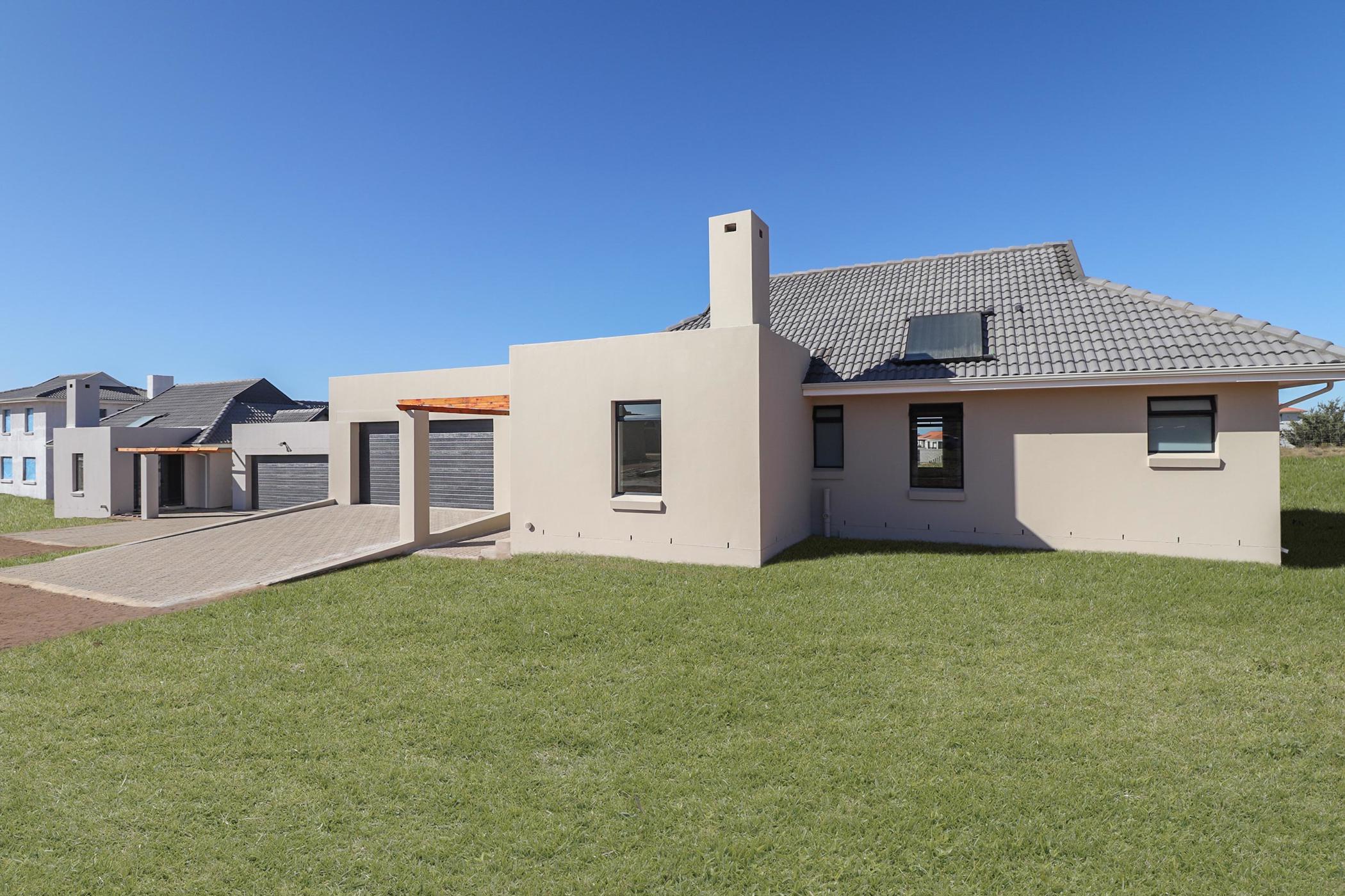 3 Bedroom House For Sale Kidds Beach 1ET1481070 Pam Golding Properties