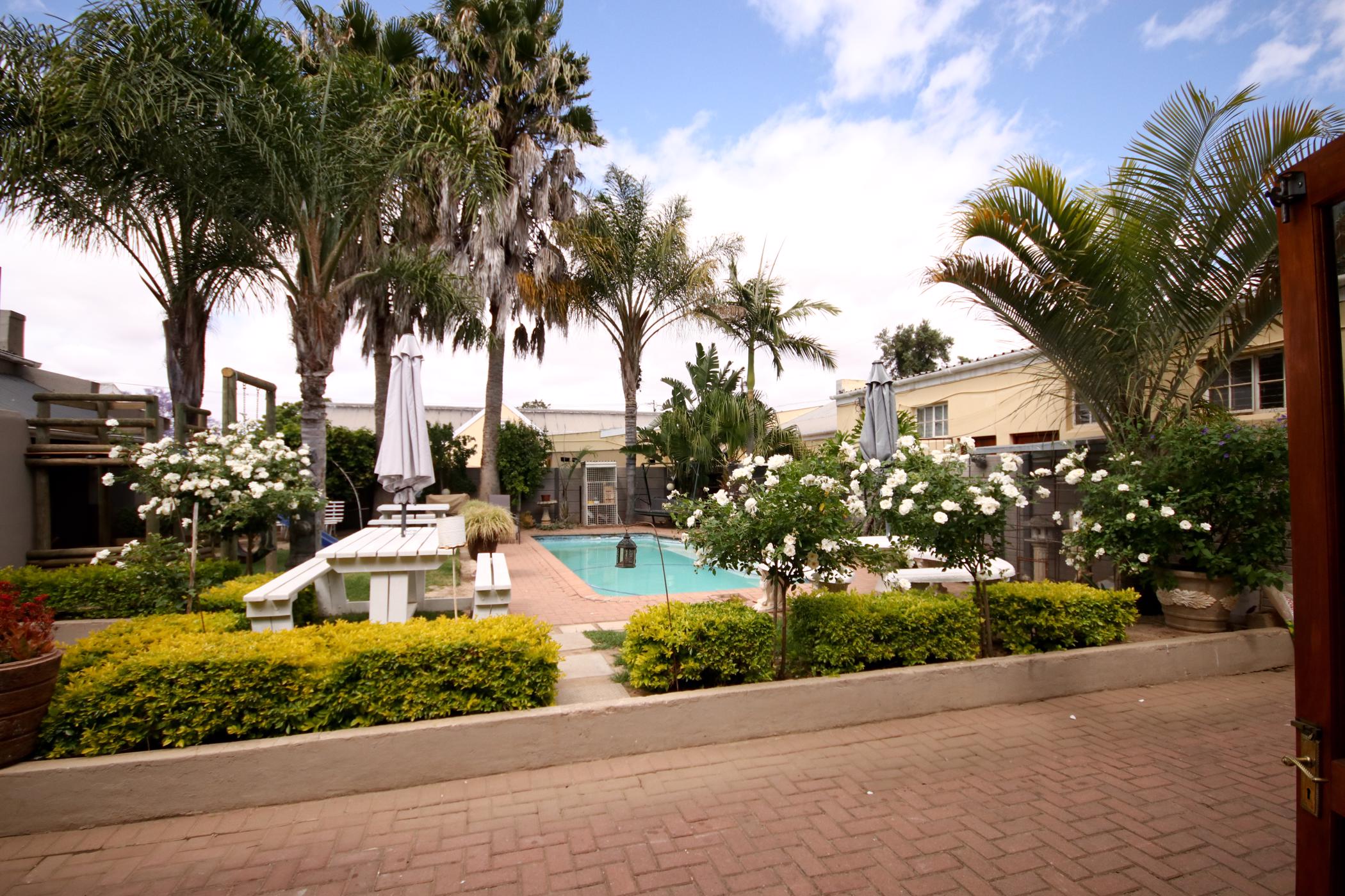 14 Guest Room Country Hotel For Sale | Heidelberg (Garden Route ...