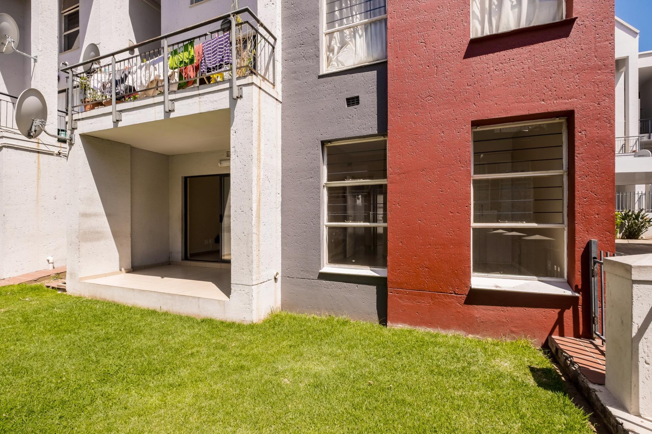 2 Bedroom Apartment To Rent Ferndale (Randburg) RAL1498519 Pam