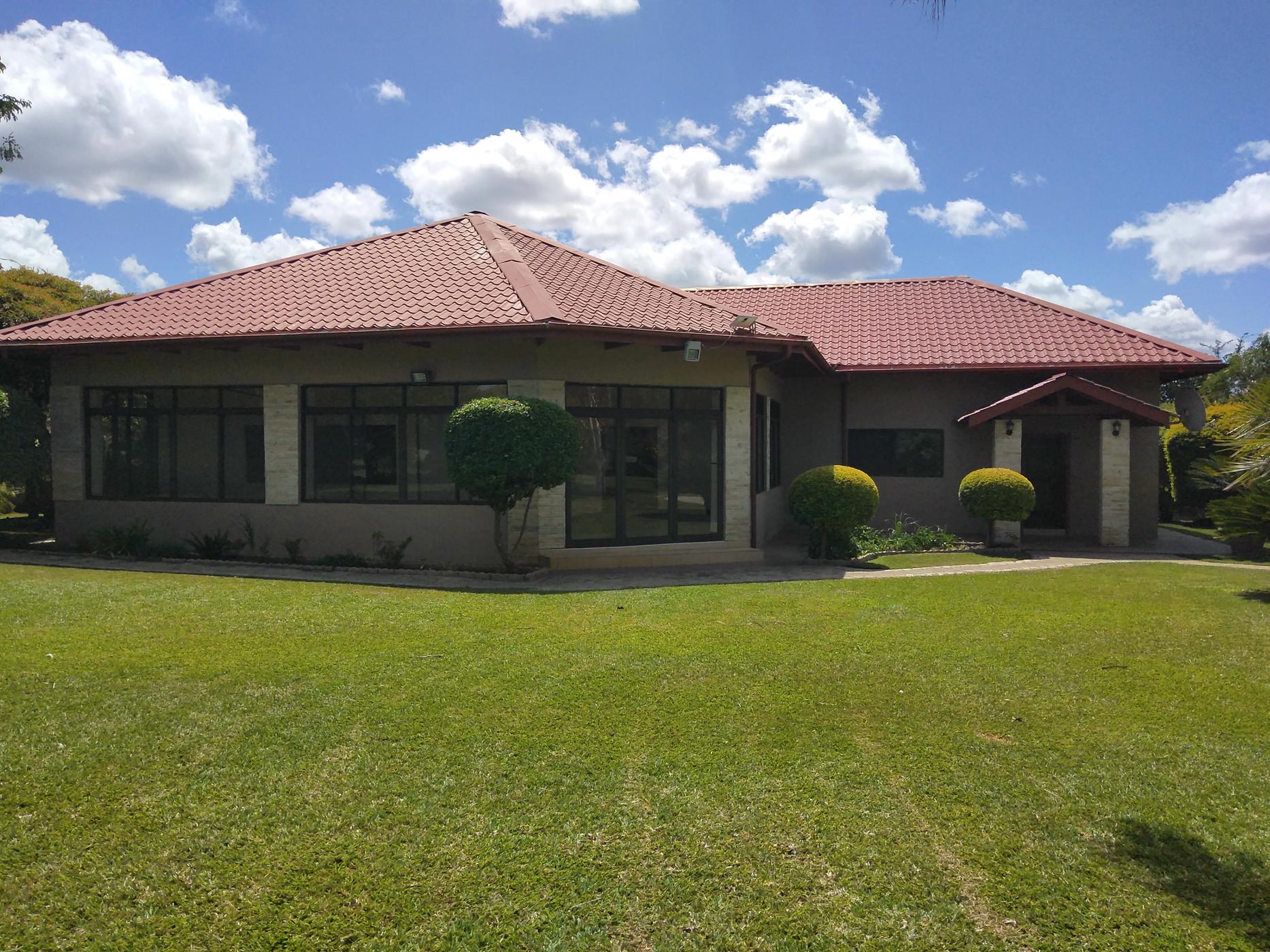 2 bedroom house to rent in Leopards Hill (Zambia)