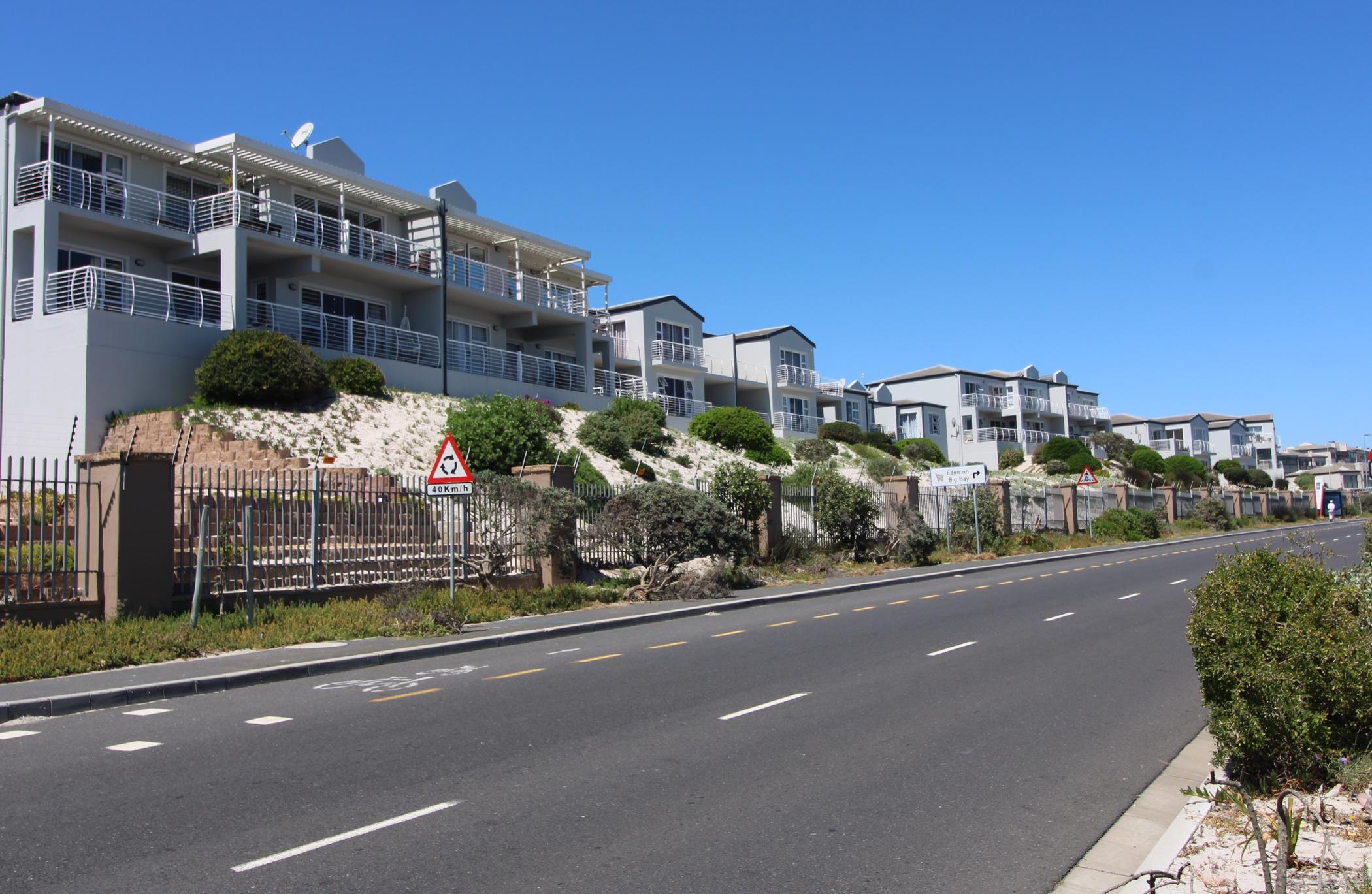 3 Bedroom Apartment For Sale Big Bay 1TV1640802 Pam Golding