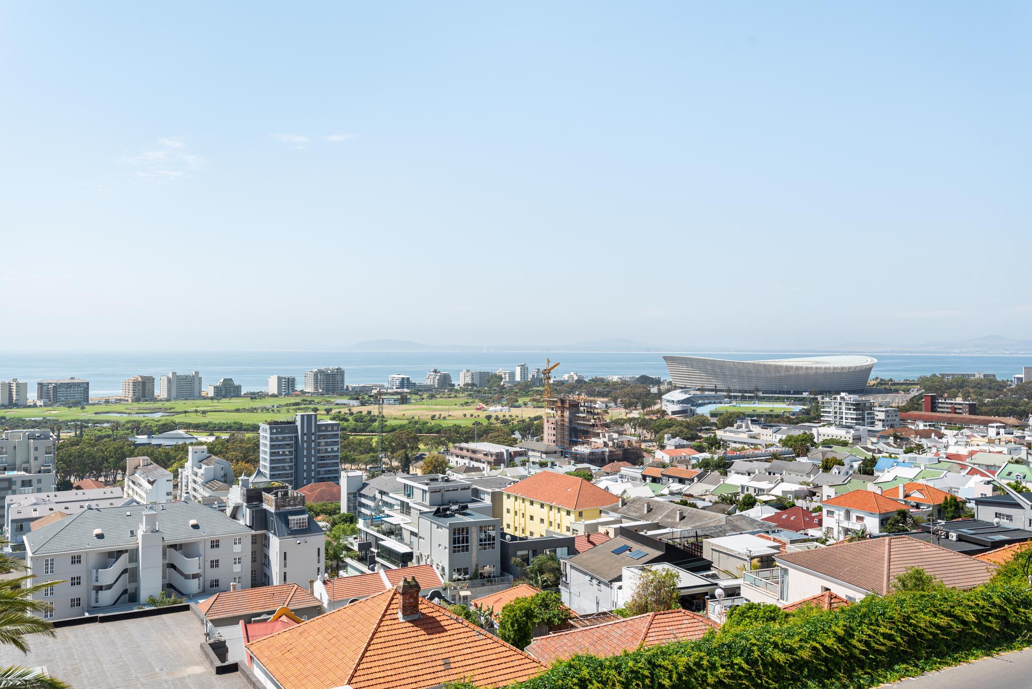 3 Bedroom Apartment For Sale Green Point (Cape Town) AS1482308