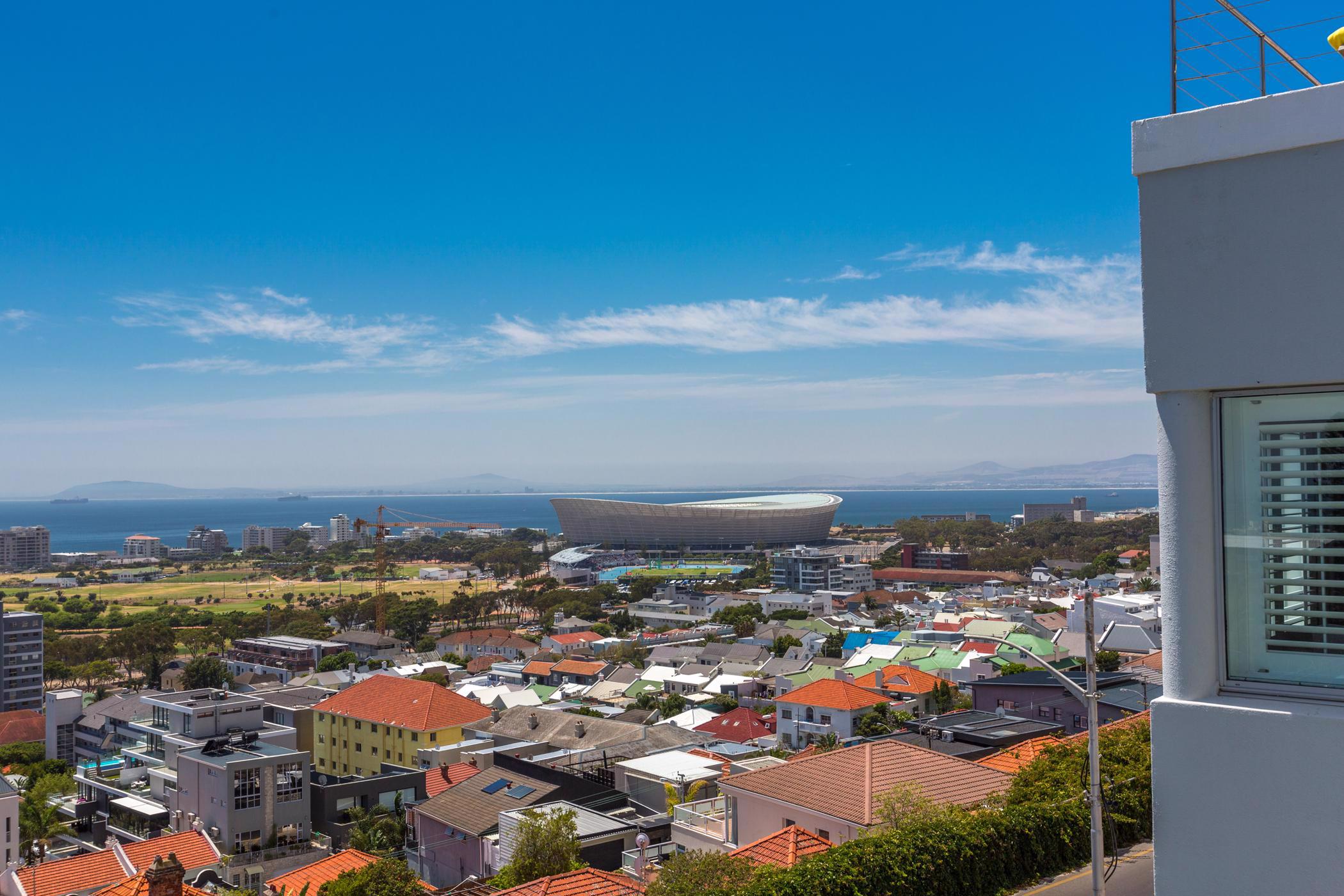 3 Bedroom Apartment For Sale Green Point (Cape Town) AS1482308