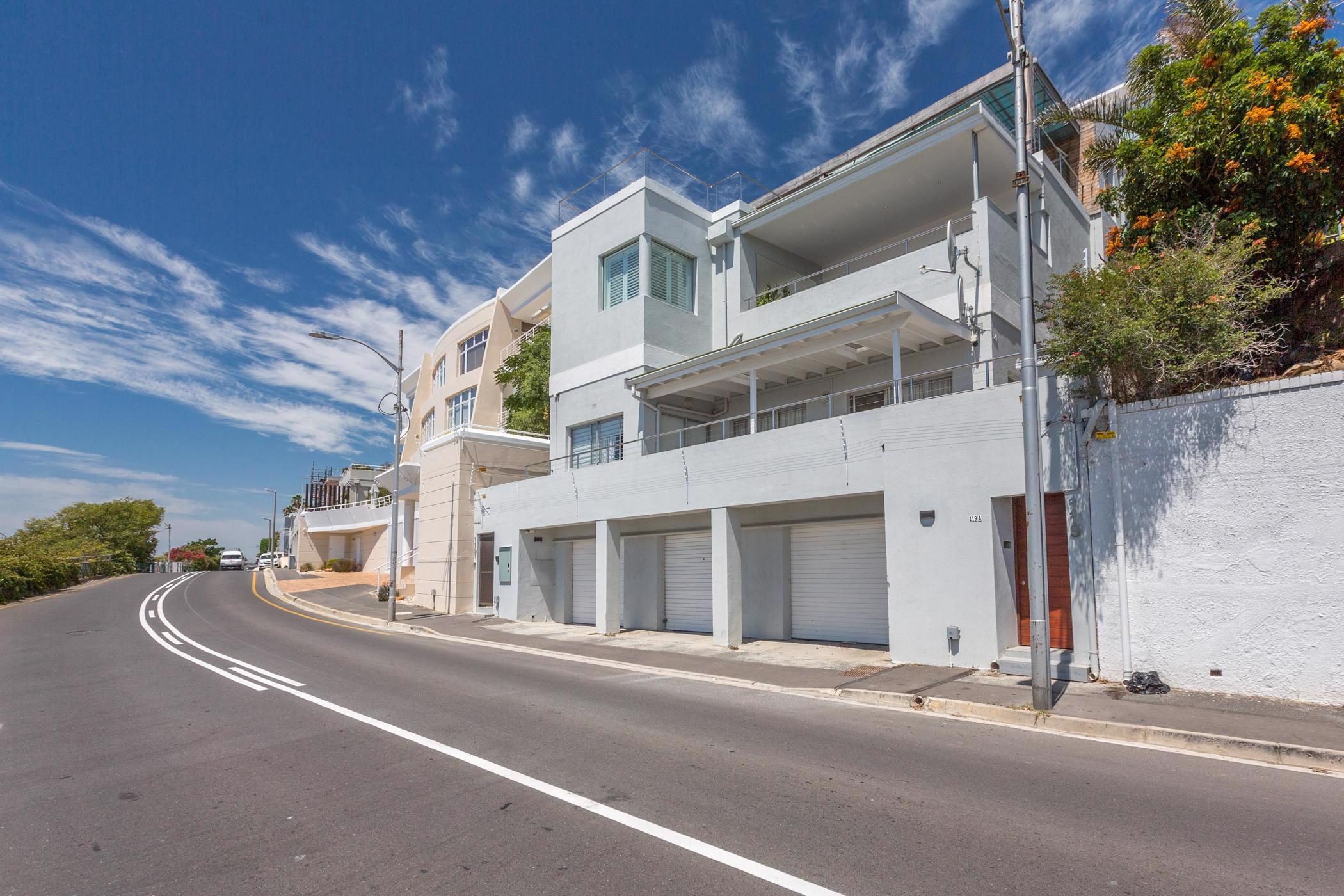 3 Bedroom Apartment For Sale Green Point (Cape Town) AS1482308