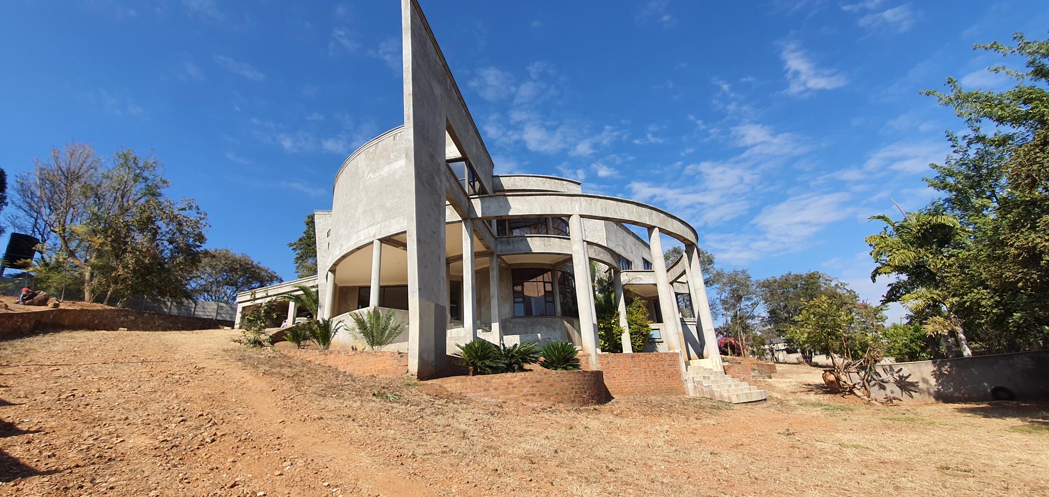 6 Bedroom House For Sale Borrowdale (Zimbabwe) 3ZB1488848 Pam