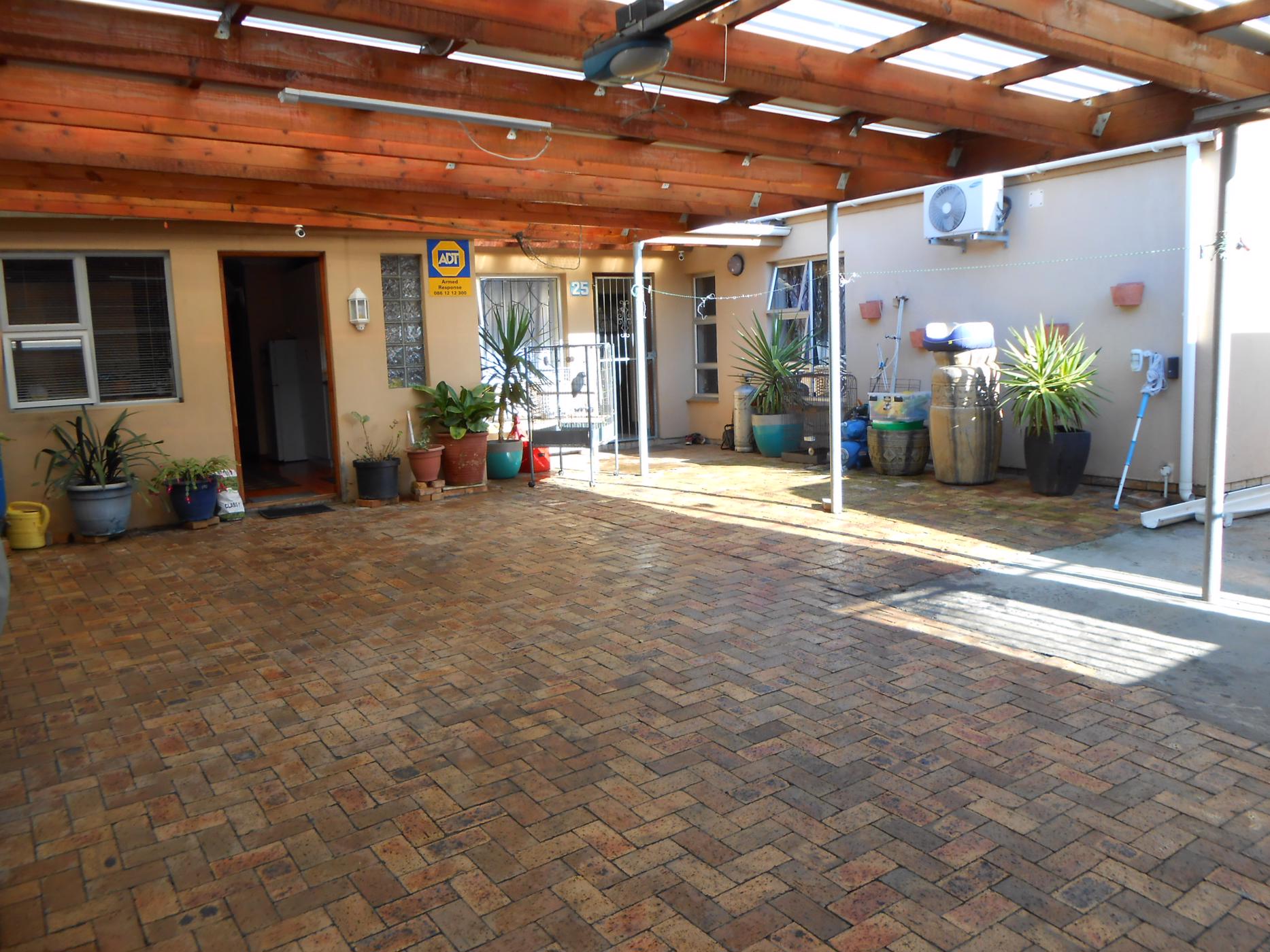 3 Bedroom House For Sale Westridge (Mitchells Plain) 1MN1486487