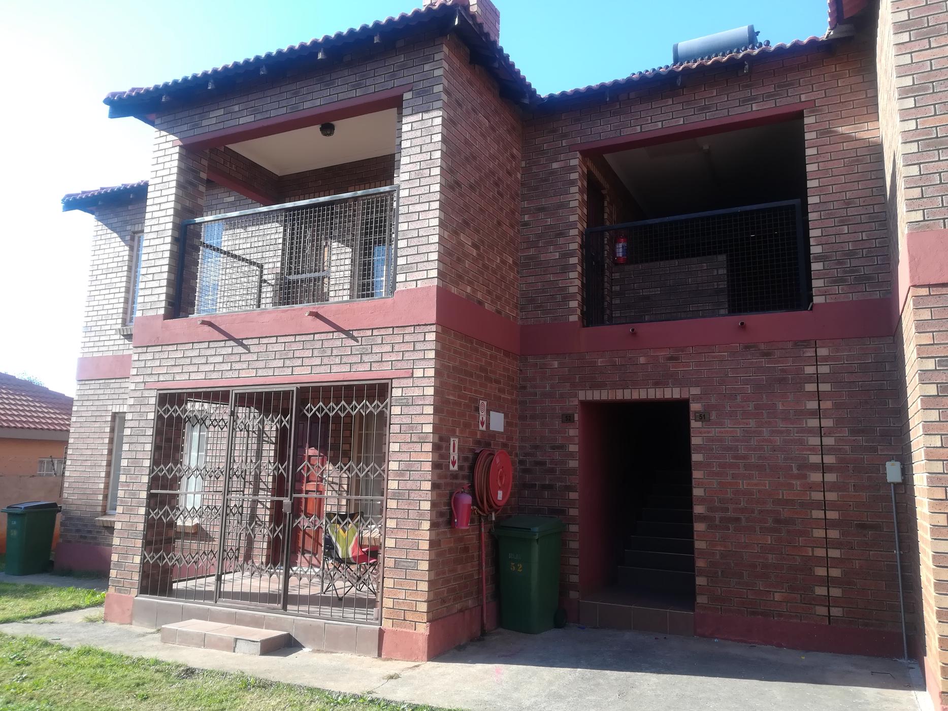 2 bedroom apartment for sale in Waterval East