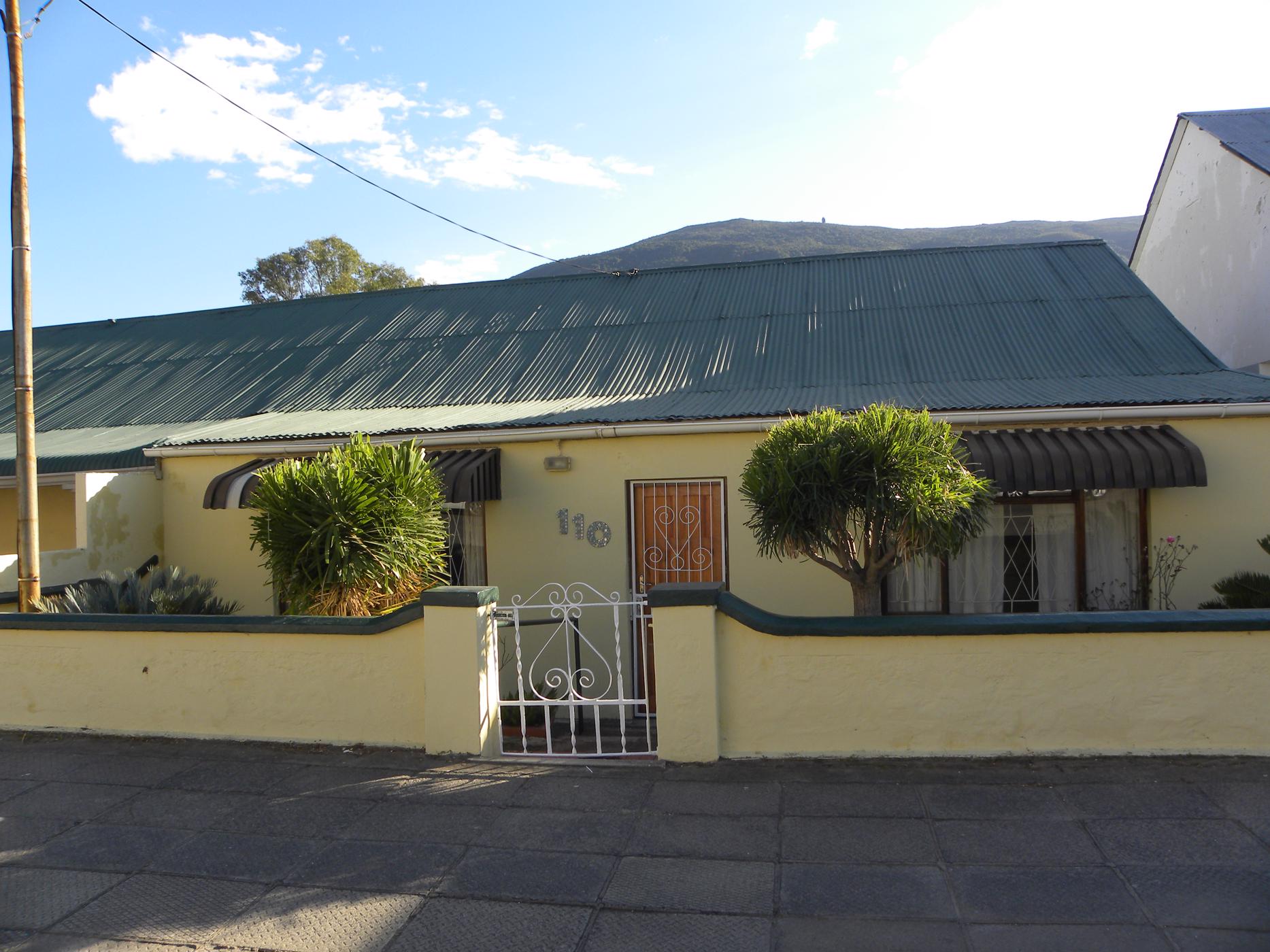 2 Bedroom House For Sale Somerset East 1KK1486050 Pam Golding