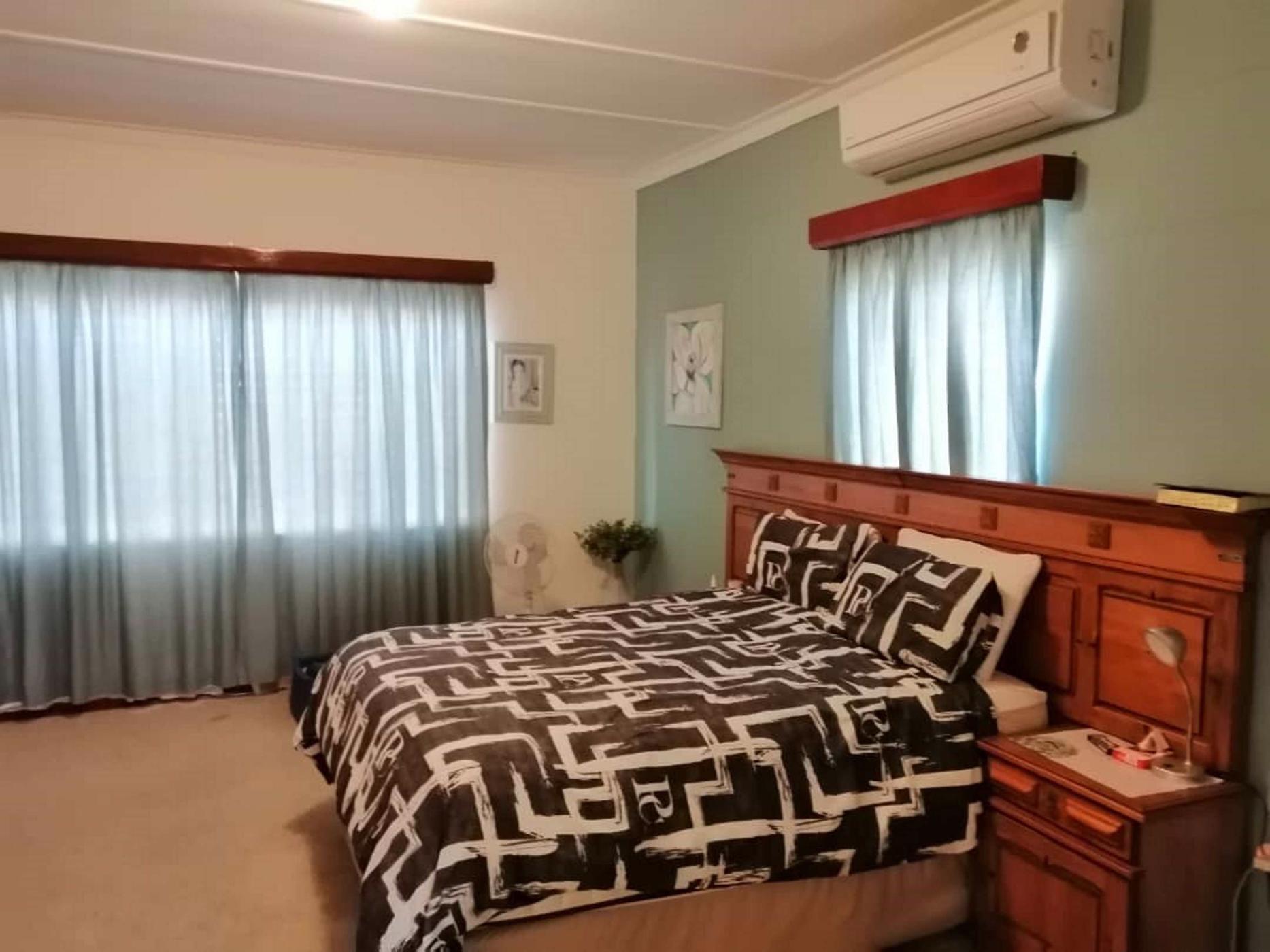 4 Bedroom House For Sale Keetmanshoop (Namibia) 3NM1486087 Pam