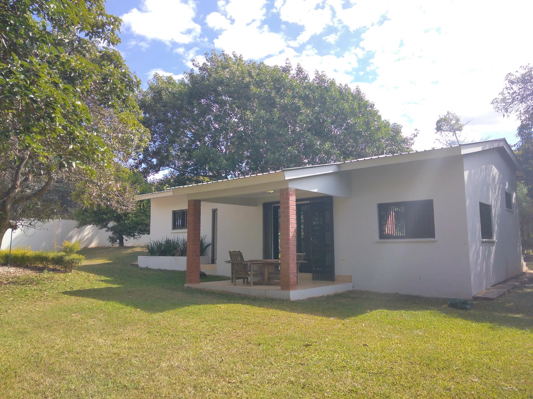 2 bedroom cottage to rent in Leopards Hill (Zambia)